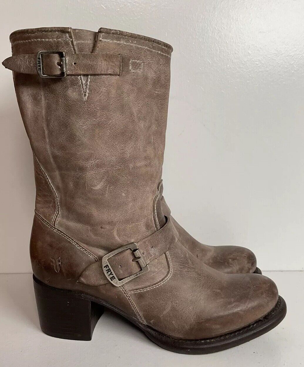 Frye Women’s Engineer Harness Boots 8 B Stacked Heel Taupe Grey