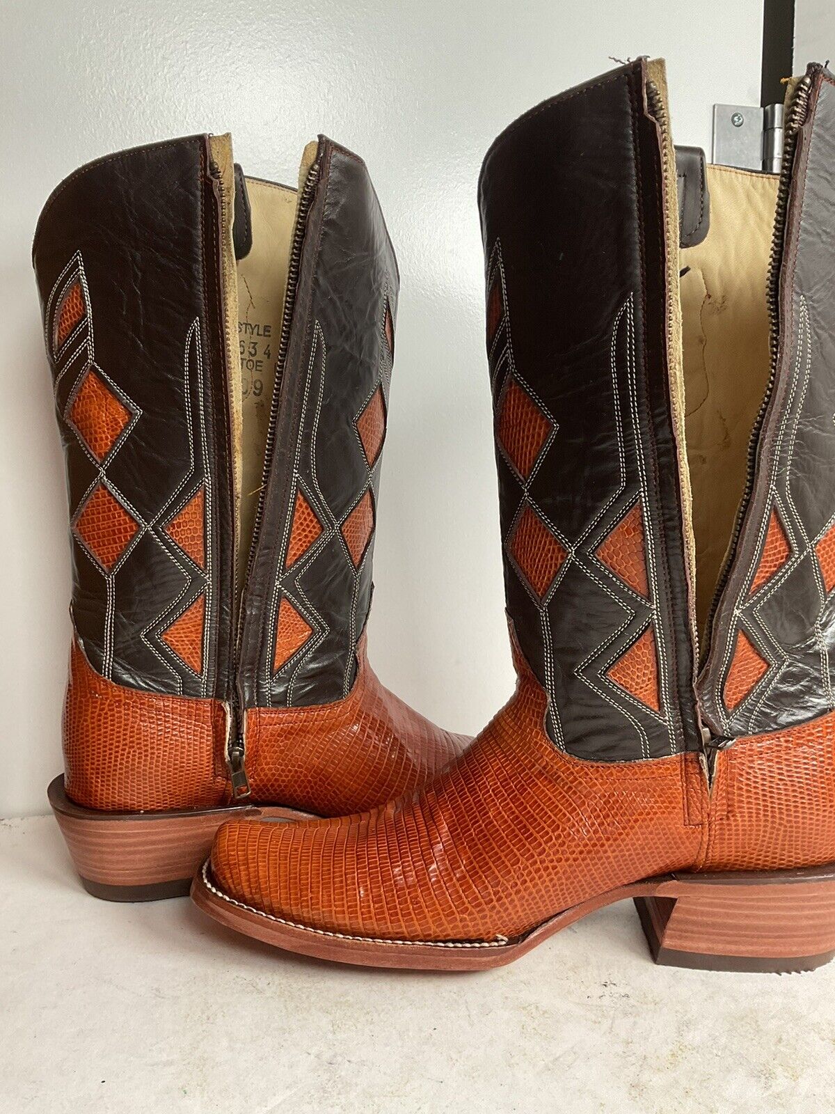 Serna Custom Cowboy Zipper Boots 10 Lizard Vamp, Tooled Inlay