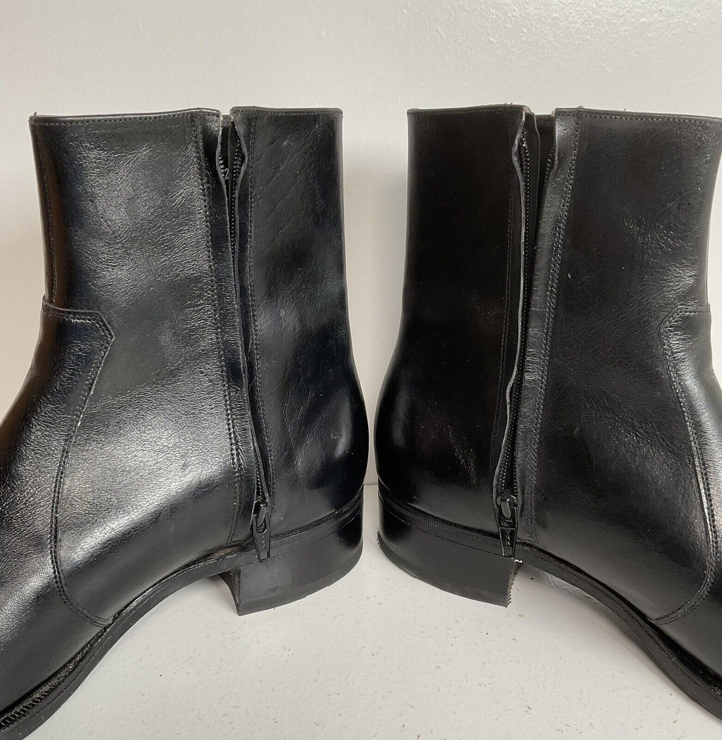 Vintage Florsheim Black Leather Chelsea Boots 10.5 C New Old Stock