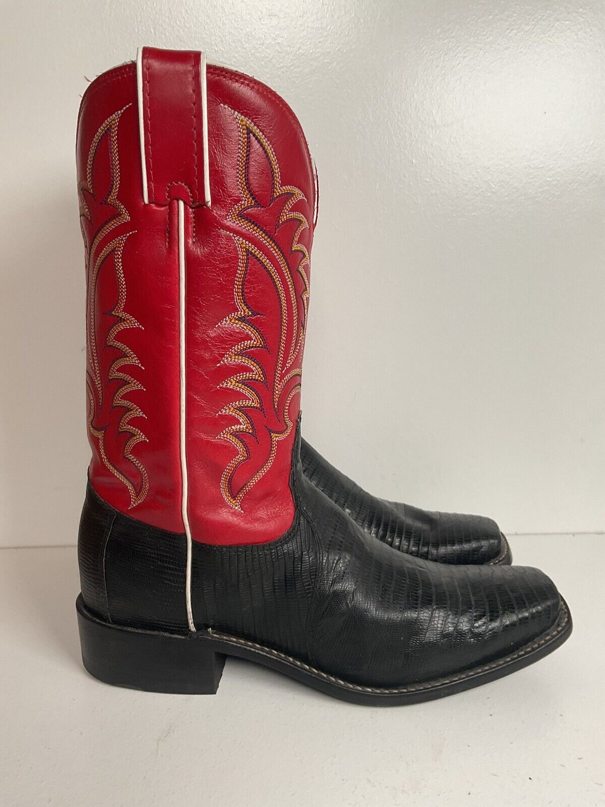 Tony Lama Women’s Lizard Vamp Cowgirl Boots 7.5 B USA Made Red Upper