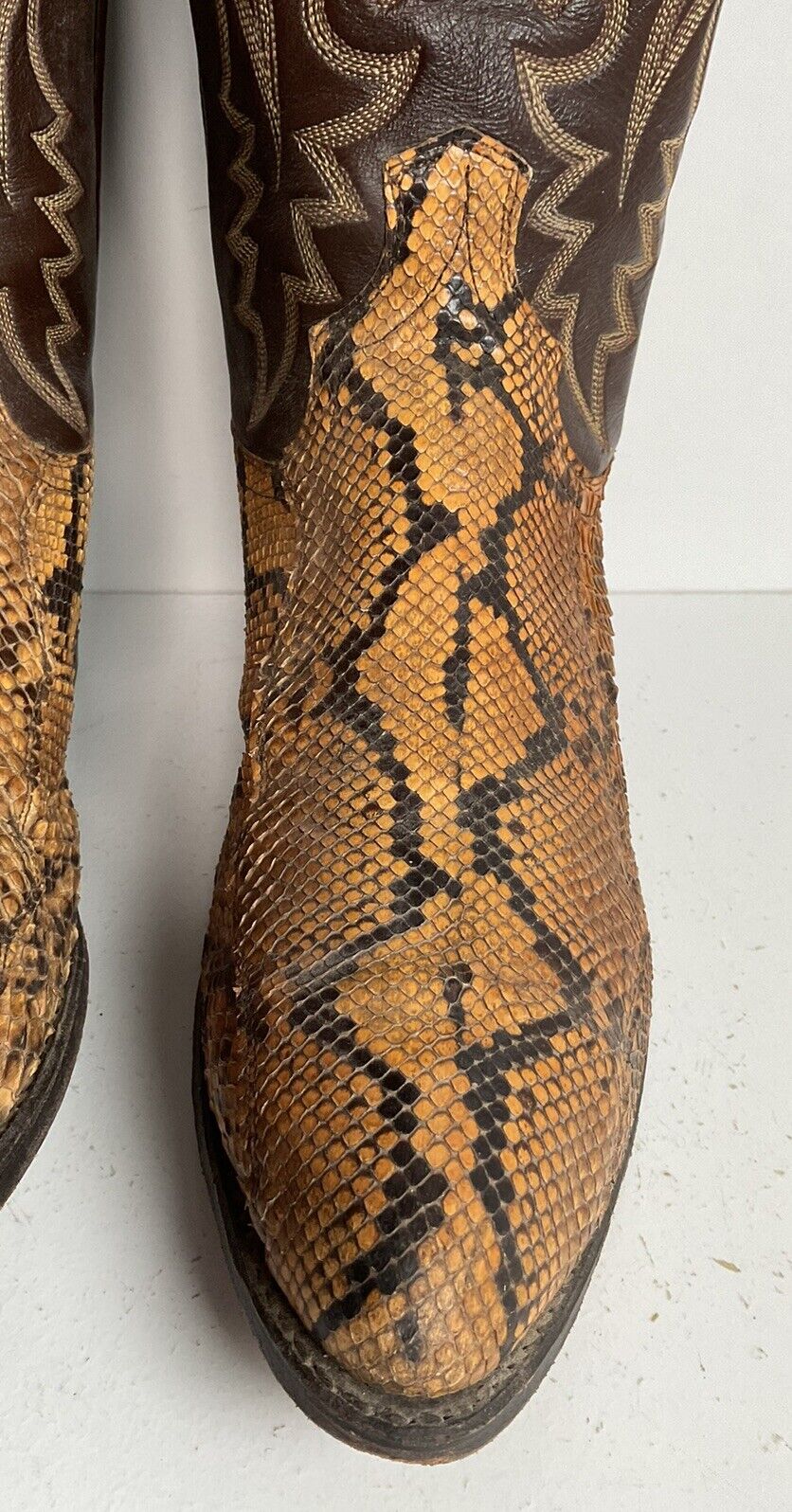 Vintage Dan Post Python Snakeskin Cowboy Boots 10 D Old Label Front Cut