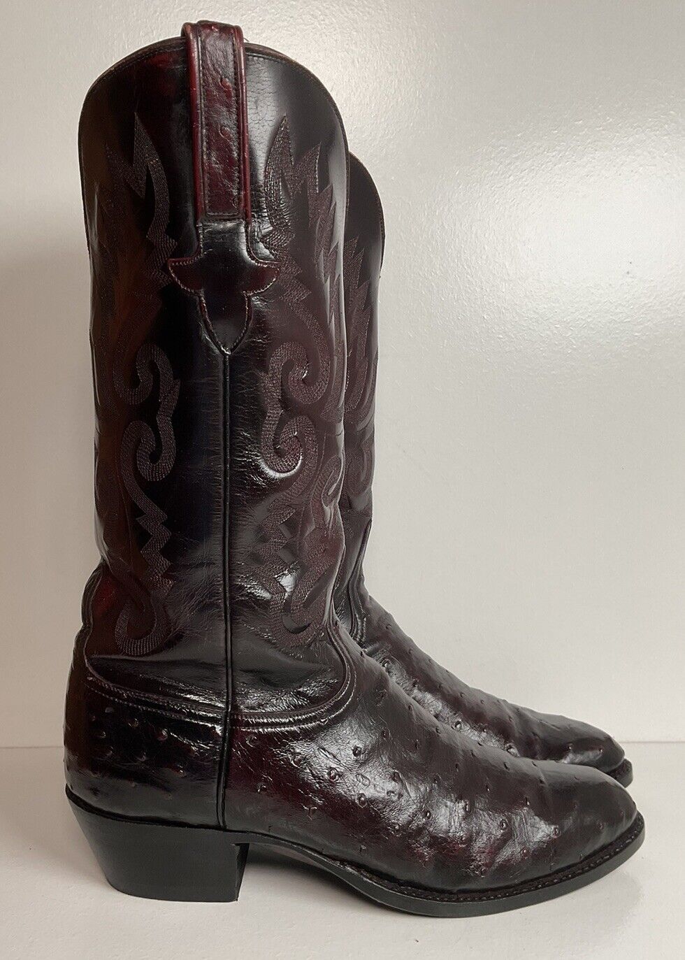 Vintage Lucchese Black Cherry Ostrich Quill Cowboy Boots 9 EE Exotic New Soles