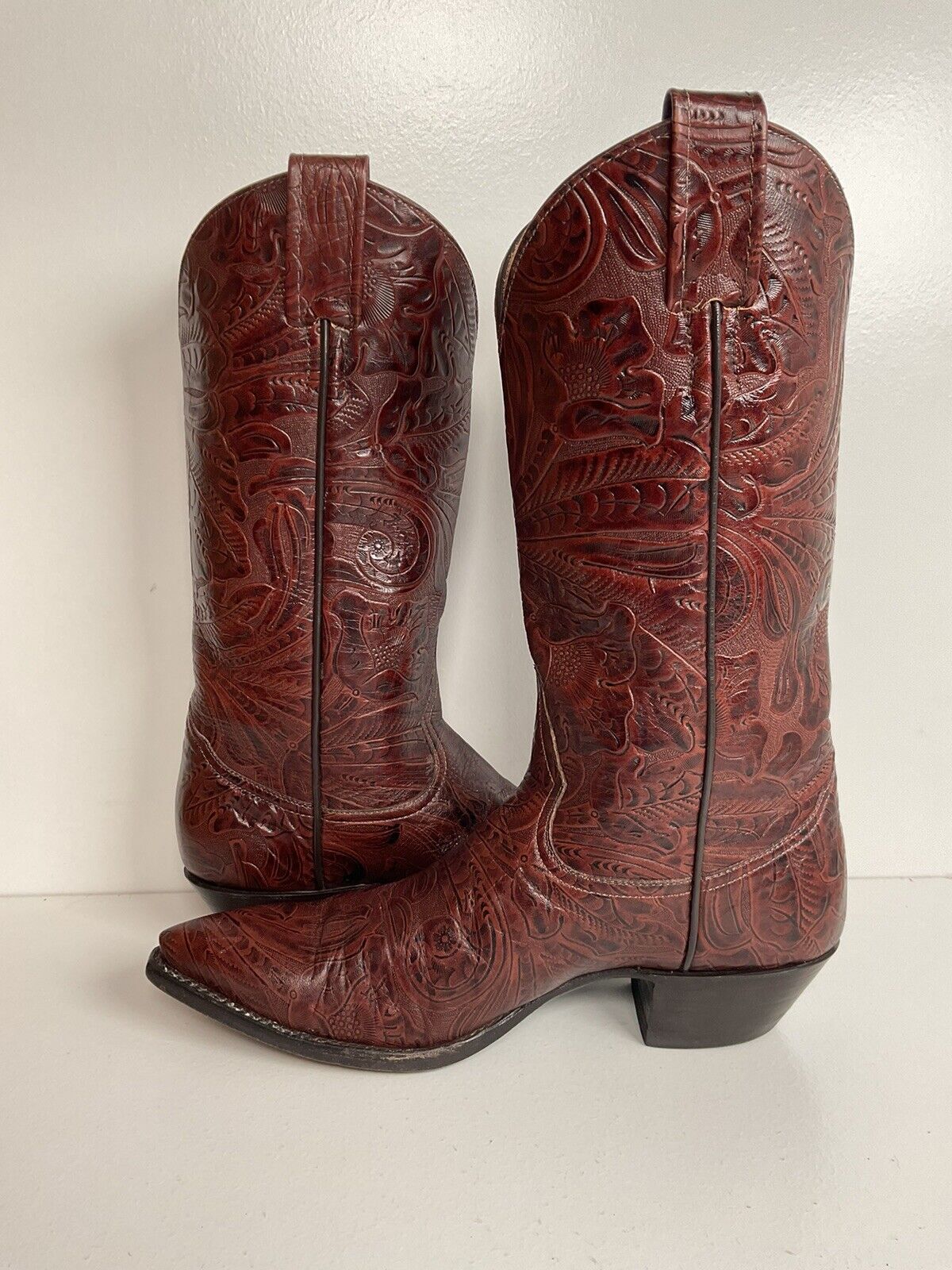 Vintage Larry Mahan Tooled Cowgirl Boots 7 B Mahogany Brown