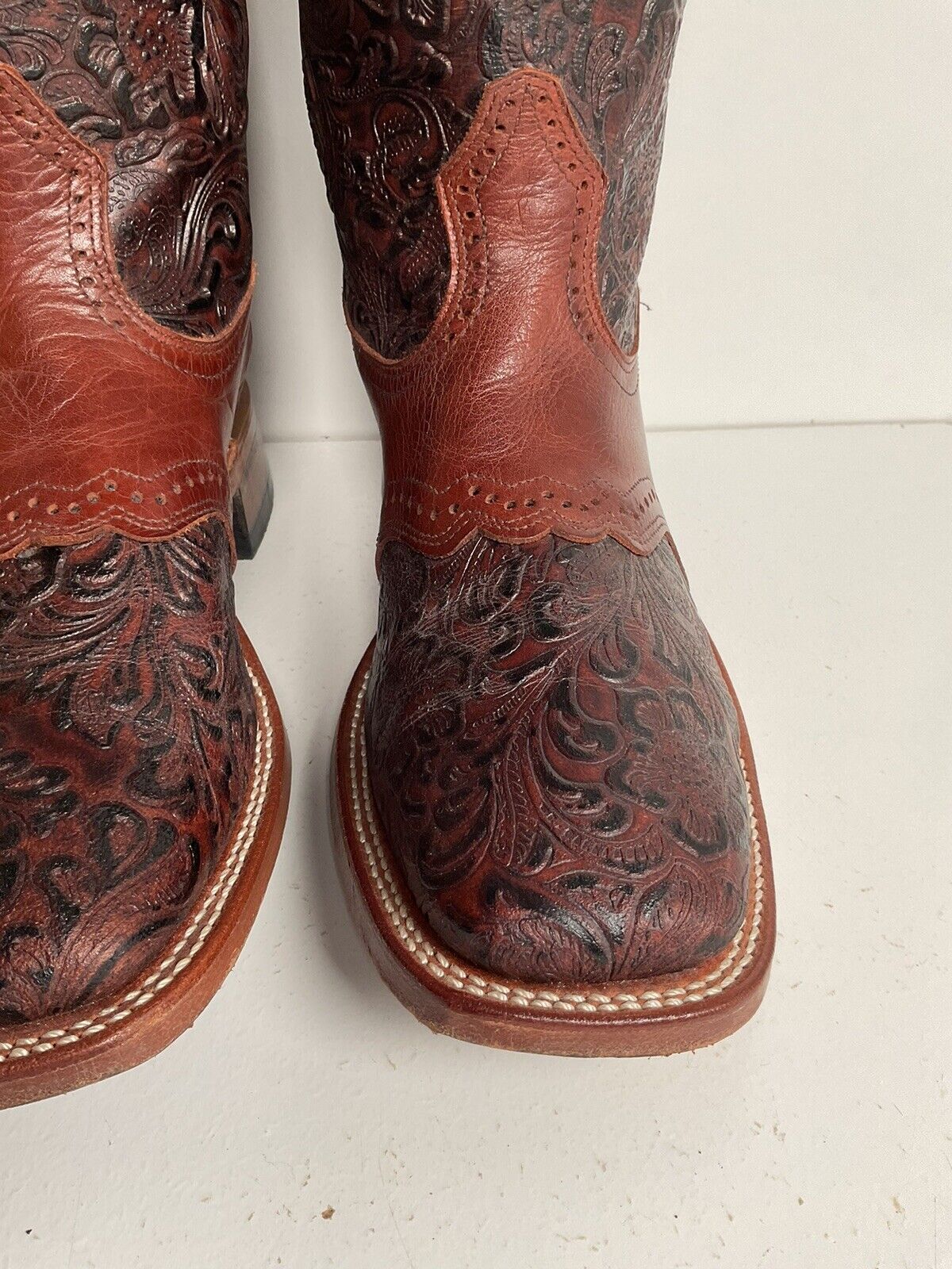 Boulet Hand Tooled Cowgirl Boots 9.5 C Square Toe