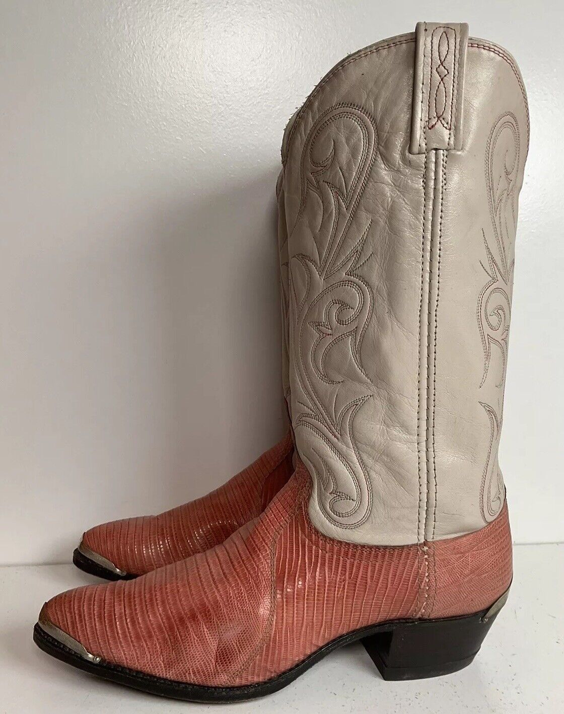 Vintage Dan Post Peach Cowgirl Boots 10 Lizard Vamp USA Made