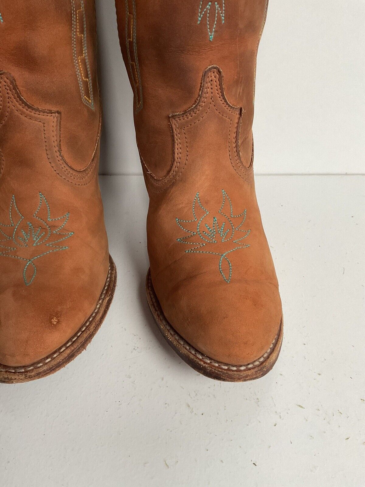 Vintage Dingo Acme Nubuck Suede Cowgirl Boots 8 M Dream Catcher Stitching