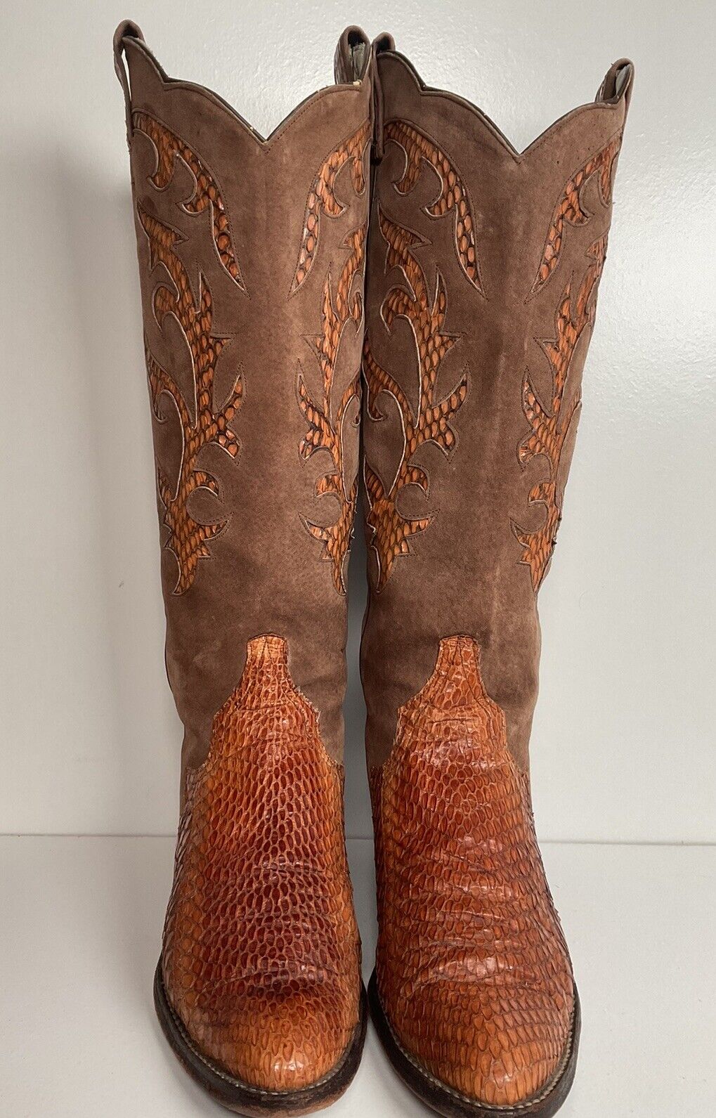 Vintage Larry Mahan Tall Cowgirl Boots 7 B Tooled Snakeskin Inlay