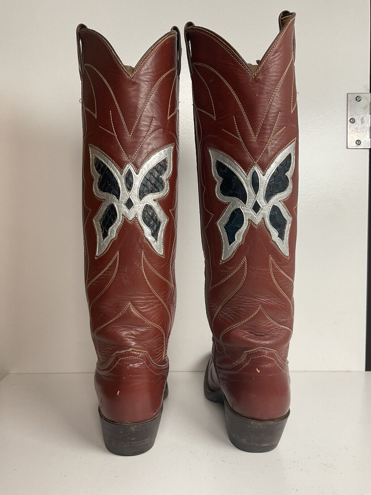 Vintage Justin 18” Butterfly Cowgirl Boots 5.5 C Snakeskin Inlay 70s