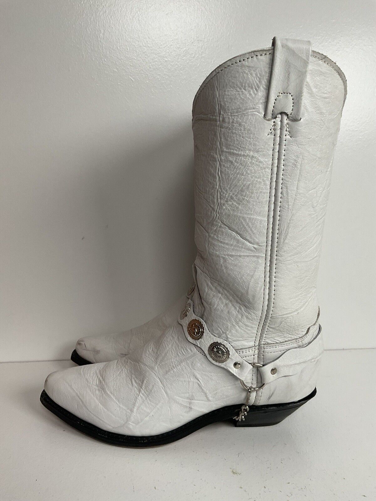 Abilene wedding boots in white, with a cowgirl harness style, size 7.5 M, embodying rustic western charm.