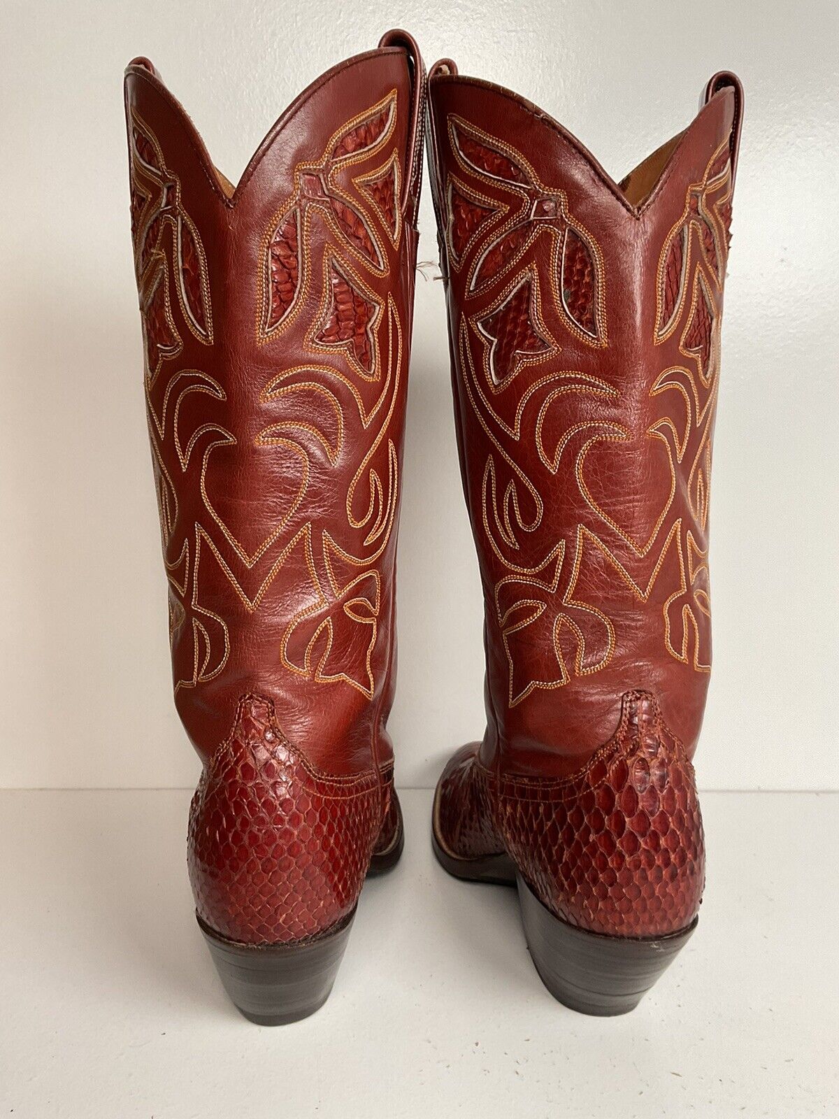 Vintage Dan Post Spain Cowgirl Boots 7.5 A Tooled Snakeskin Inlay