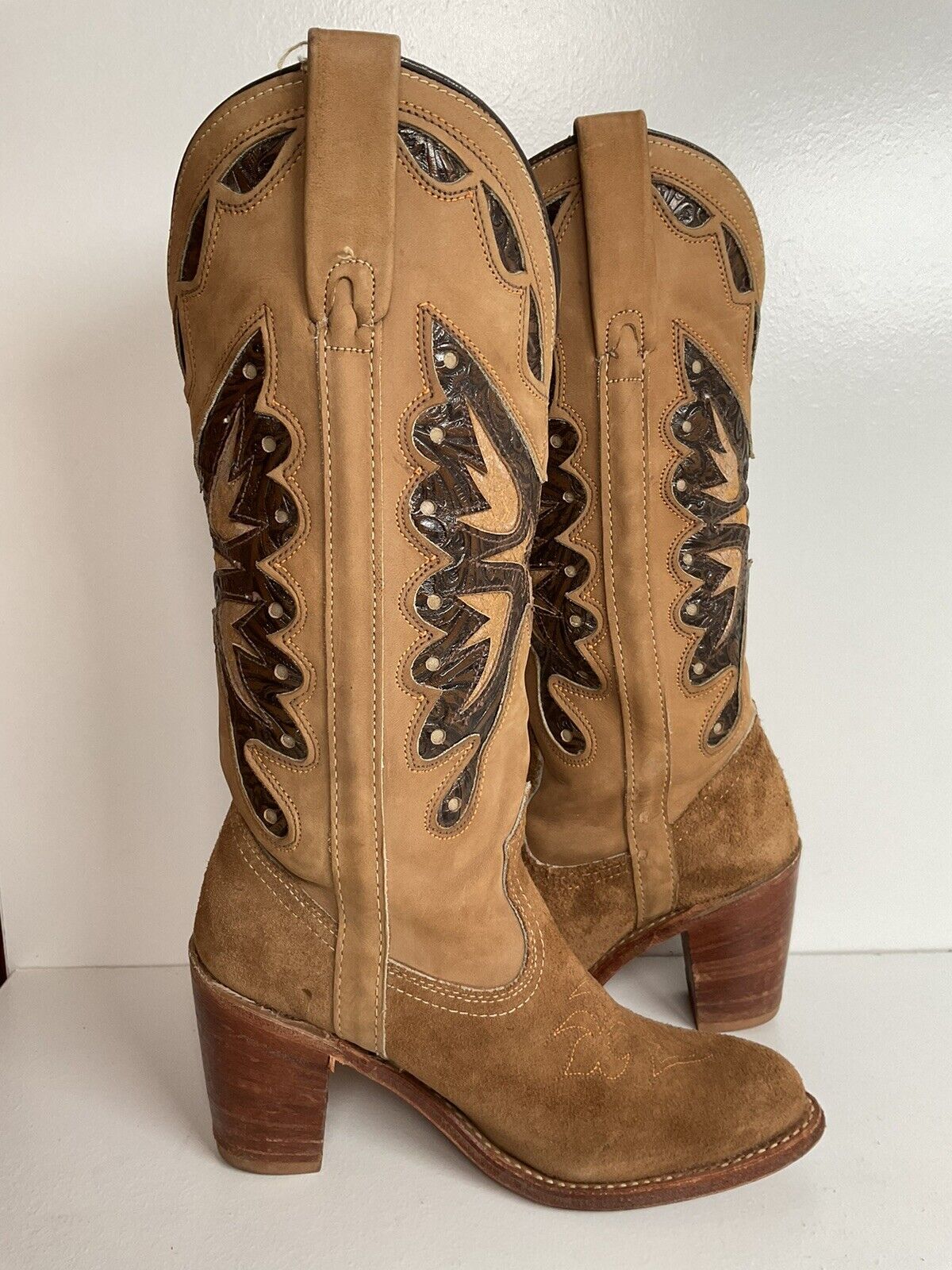 Vintage Miss Capezio Butterfly Inlay Cowgirl Boots 6.5 M USA Rough Out Suede