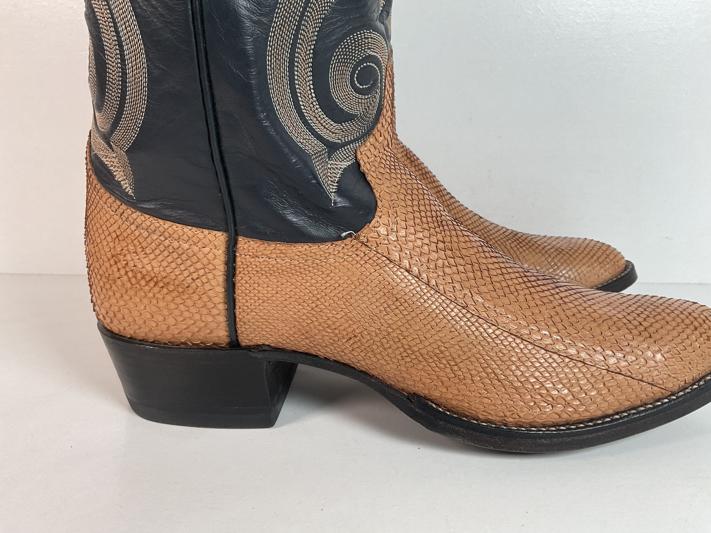 Vintage Larry Mahan Snakeskin Cowboy Boots | Exotic | Narrow | Men’s 11 B