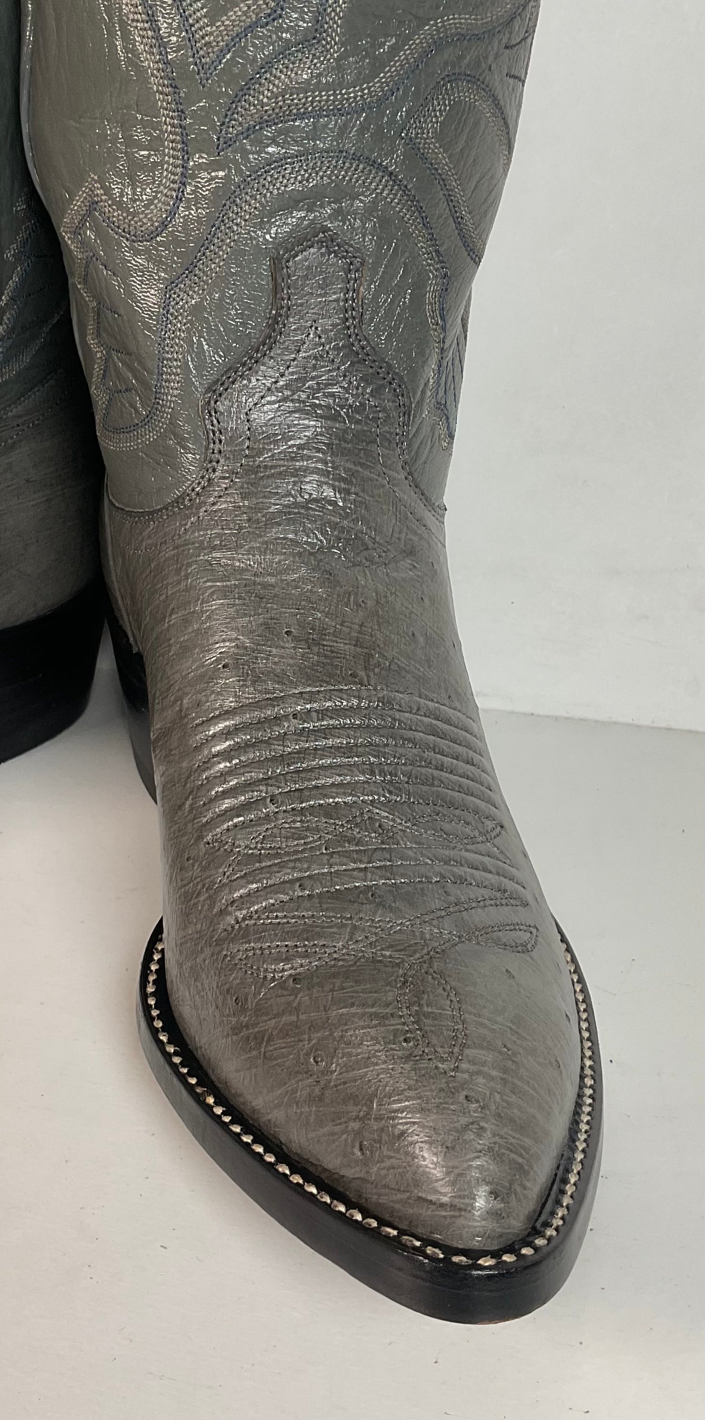Vintage J. Chisholm Grey Smooth Ostrich Cowboy Boots Men’s 7.5 D | Women’s 8.5 Exotic USA Made