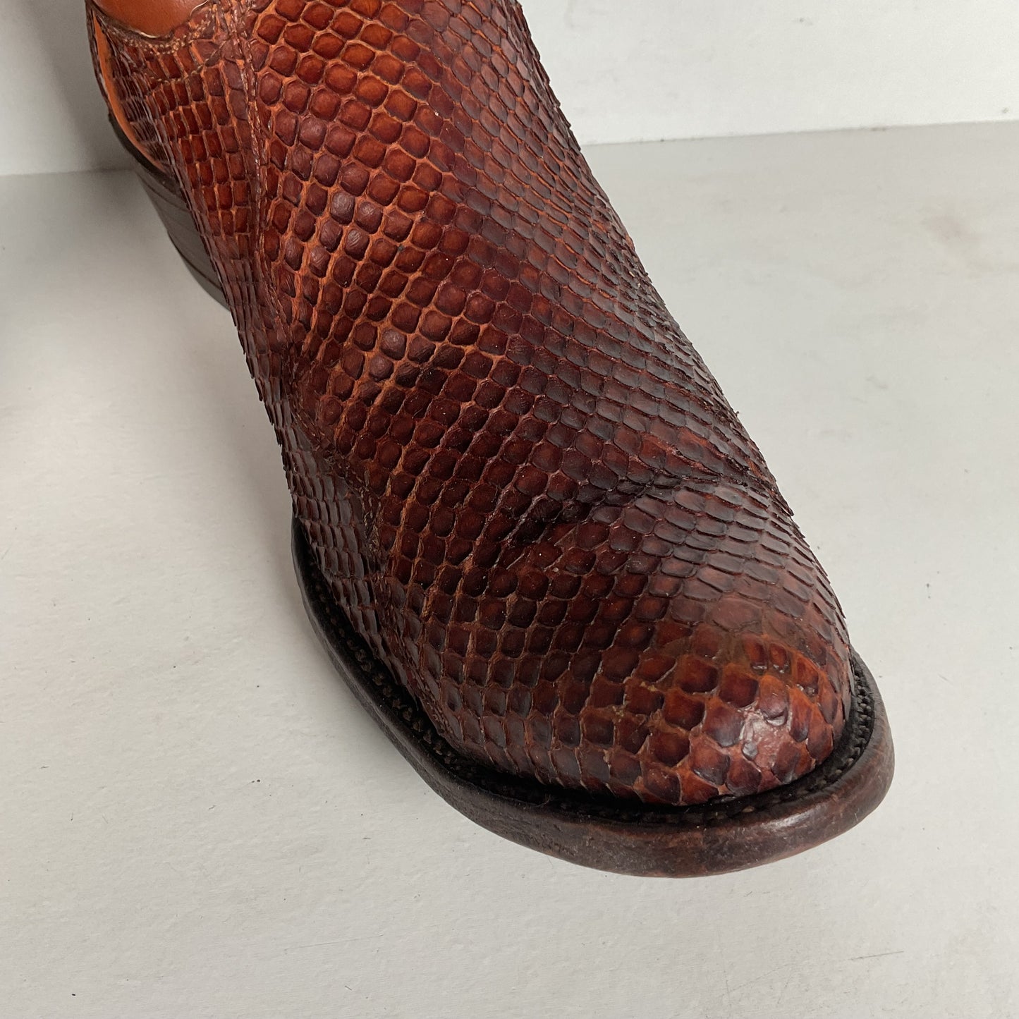 Tony Lama Anaconda Cowboy Boots | Exotic Snakeskin | Thrashed | Gold Label | 9.5