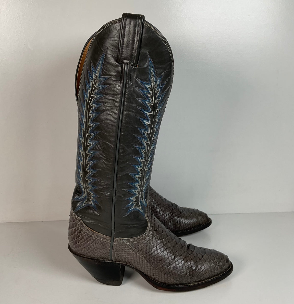 Vintage Tony Lama Gold Label Cowgirl Boots | Python | Men’s 4.5 | Women’s 5.5