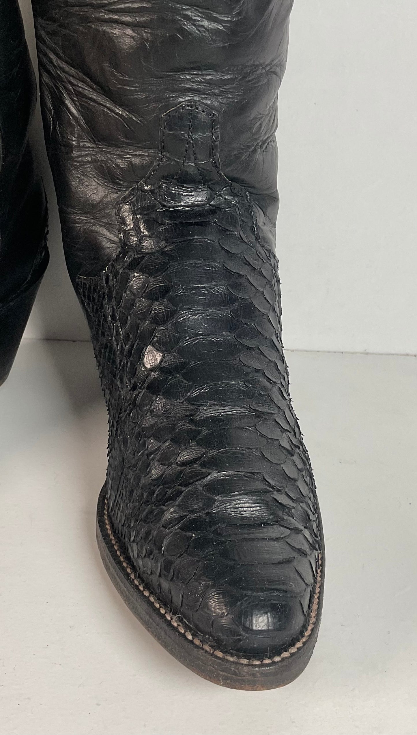 Vintage Larry Mahan Tall Black Cowgirl Boots | Python Snakeskin | 7 B