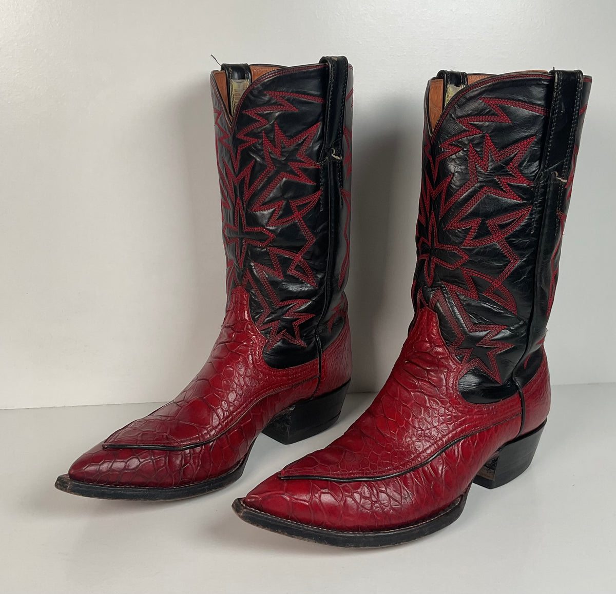 Vintage Cowtown Algonquin Toe Cowboy Boots | Pre-Ban Sea Turtle | Red | Men’s 8 D