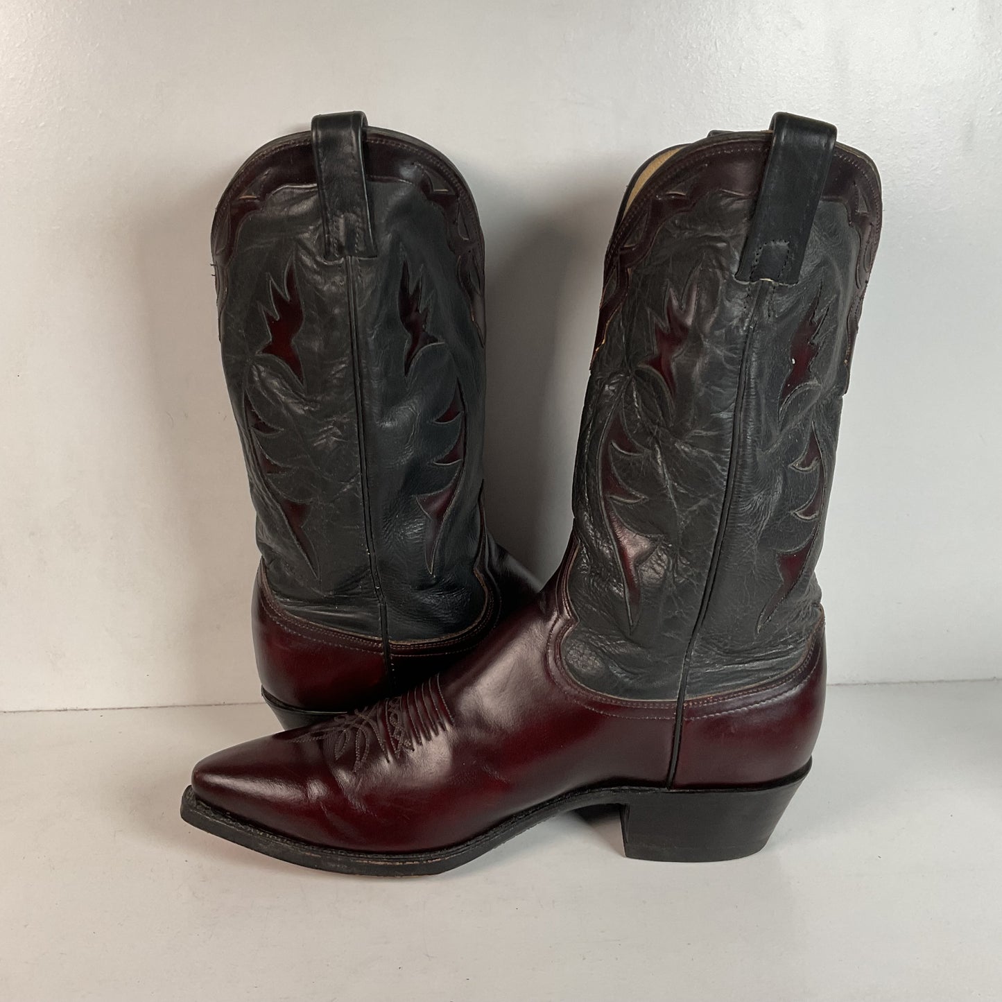 Vintage Dan Post Black Cherry Cowboy Boots — Tooled Inlay — 11 D