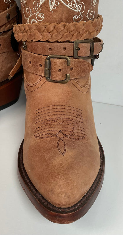 Shyanne Wildflower Cowgirl Boots 8 M Harness