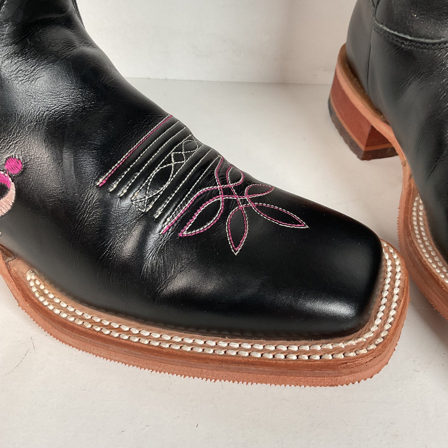 Justin Breast Cancer Awareness Cowgirl Boots | USA Made | Square Toe | 8 B