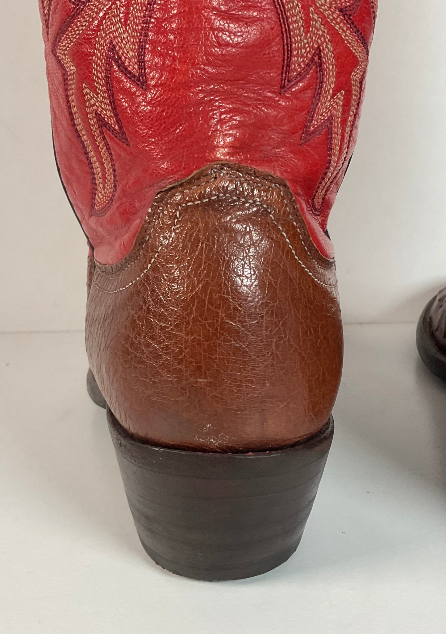Lucchese 2000 Ostrich Quill Cowboy Boots | Exotic | Tooled Inlay | Men’s 8.5 D