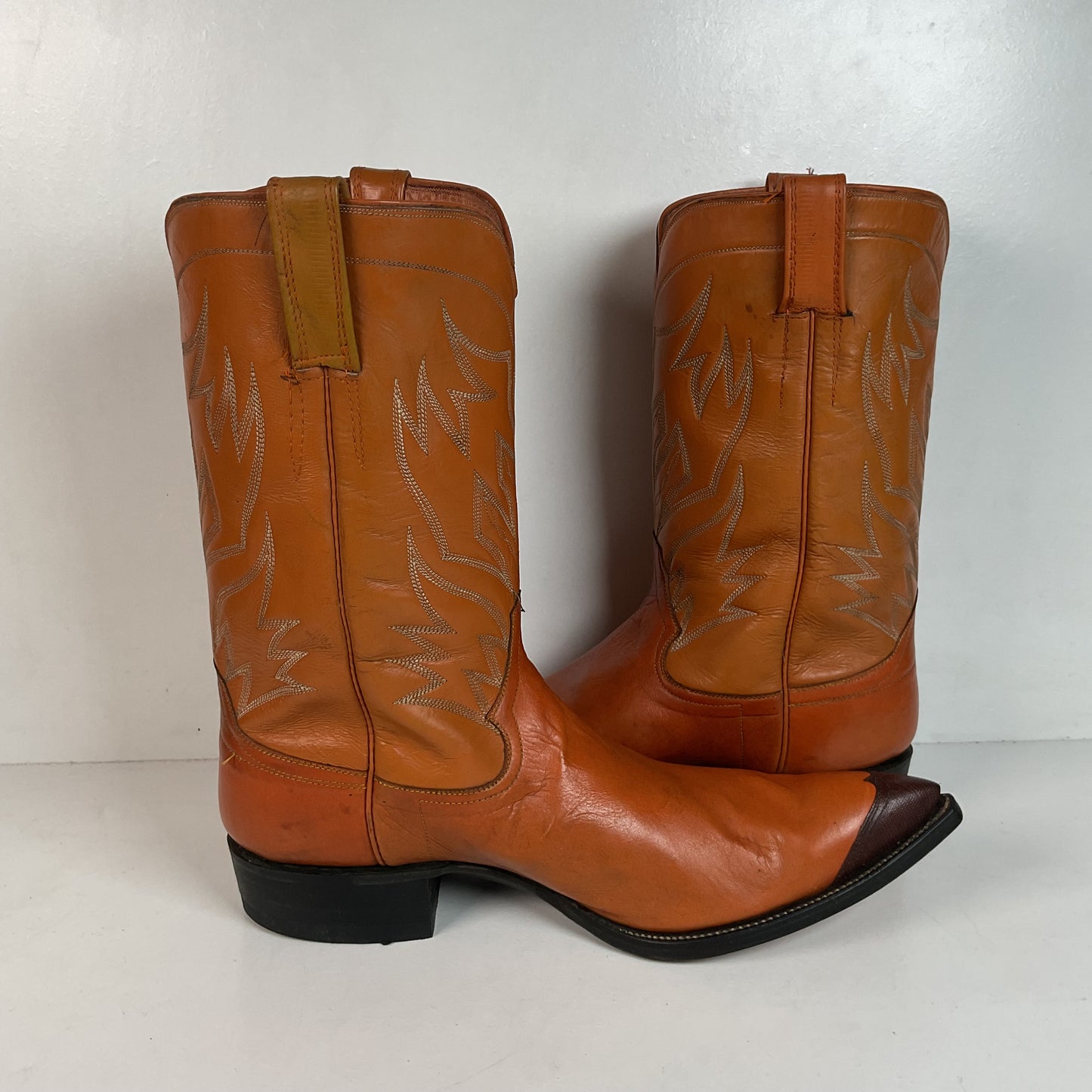 1960s Cowtown Handmade Cowboy Boots 13 D Pumpkin Orange Lizard Wingtip