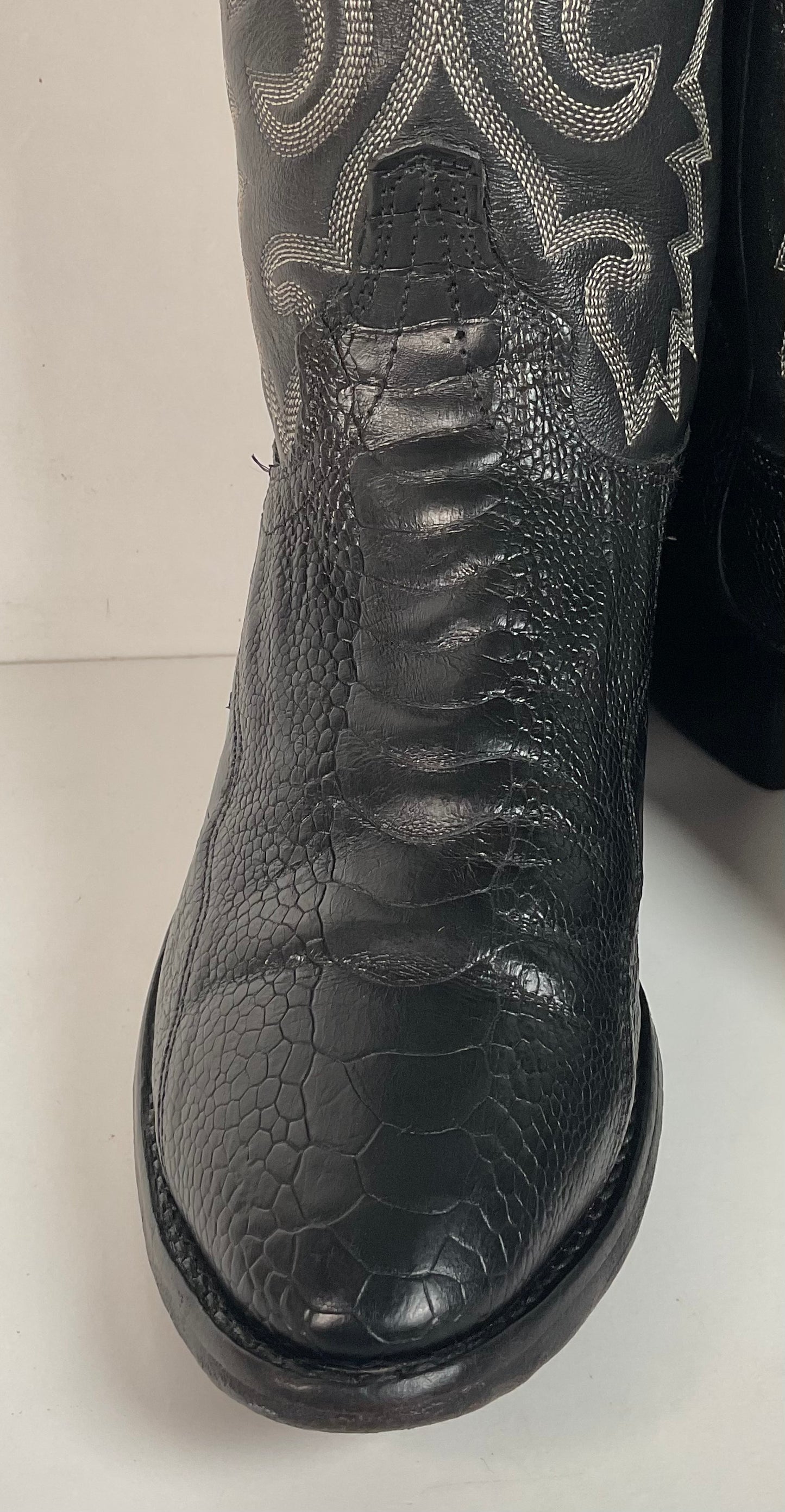 Vintage J Chisholm Exotic Ostrich Leg Cowboy Boots 9 D Classic Black USA Made