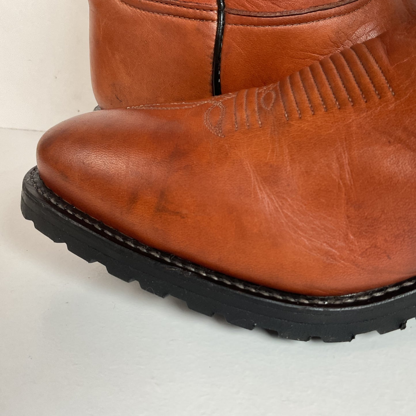 Tony Lama Classic Brown Cowboy Boots | Vibram Lug | 12 D