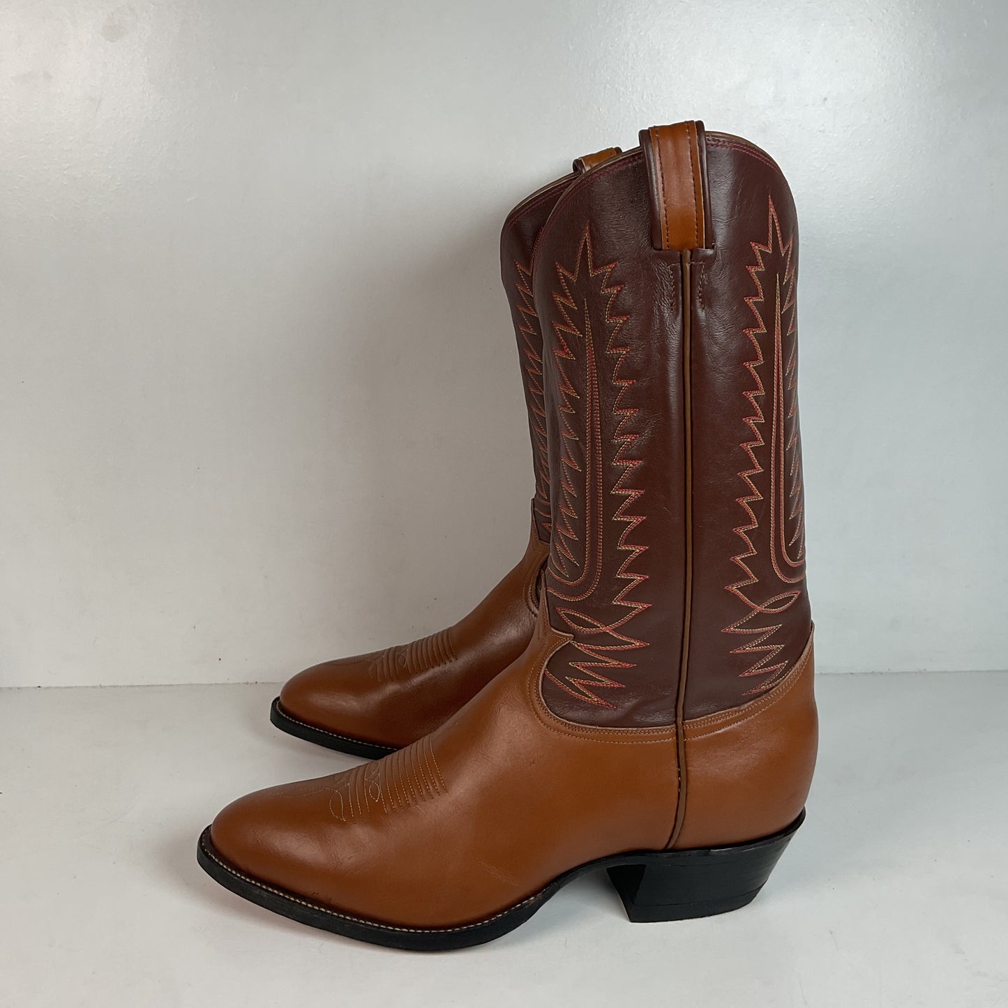 1970s Tony Lama Cowboy Boots 12 D Gold Label USA Made