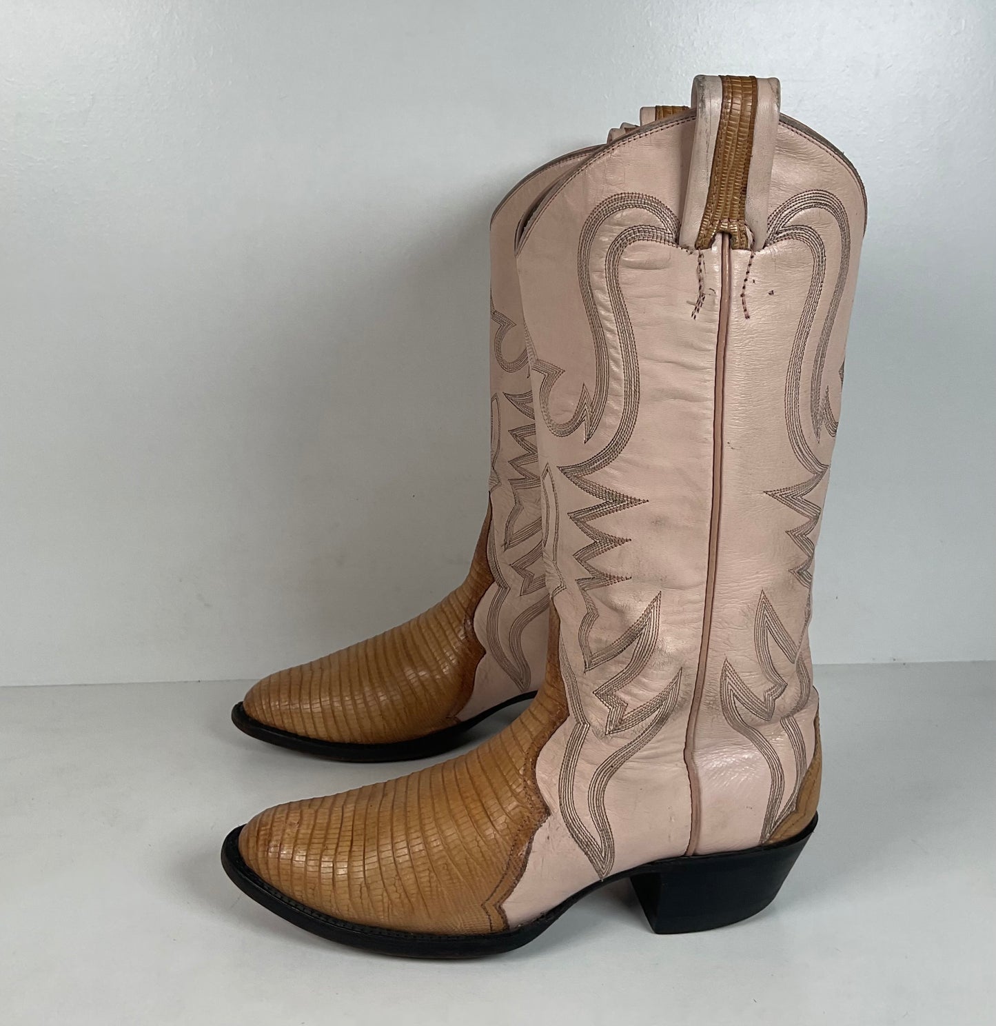 Vintage Larry Mahan Teju Lizard Cowgirl Boots | Peach | 1980s | Women’s 6 B