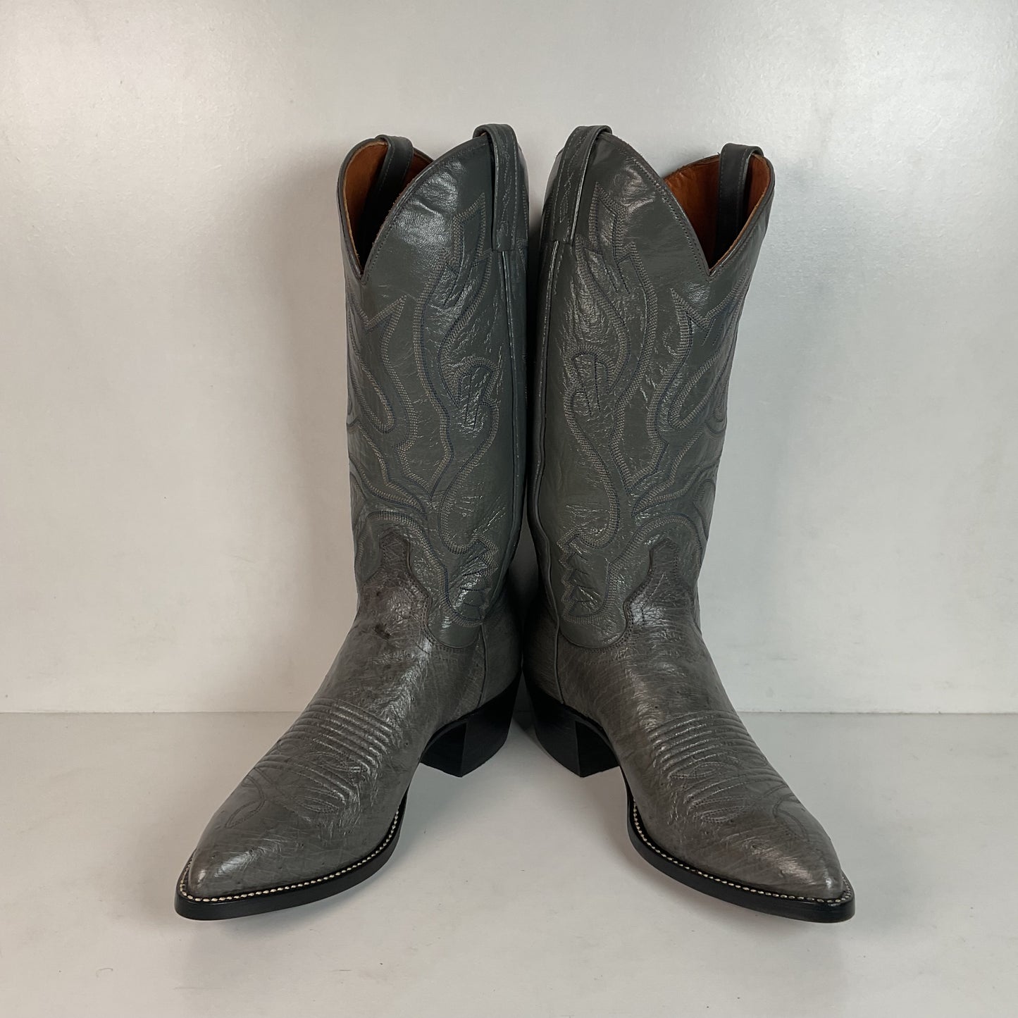 Vintage J. Chisholm Grey Smooth Ostrich Cowboy Boots Men’s 7.5 D | Women’s 8.5 Exotic USA Made
