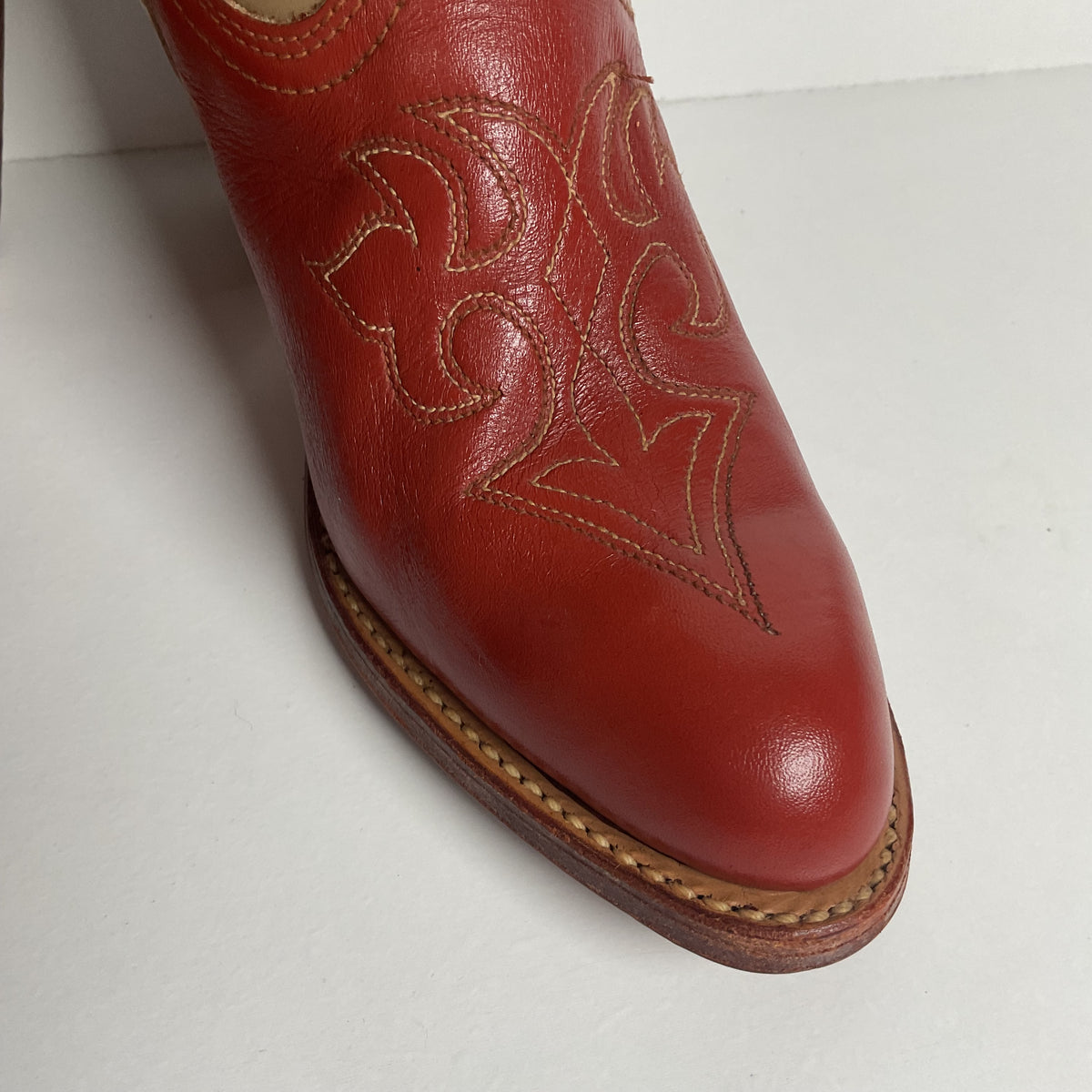 Vintage Capezio Butterfly Cowgirl Boots | Tooled Inlays | USA Made | Women’s 8 M