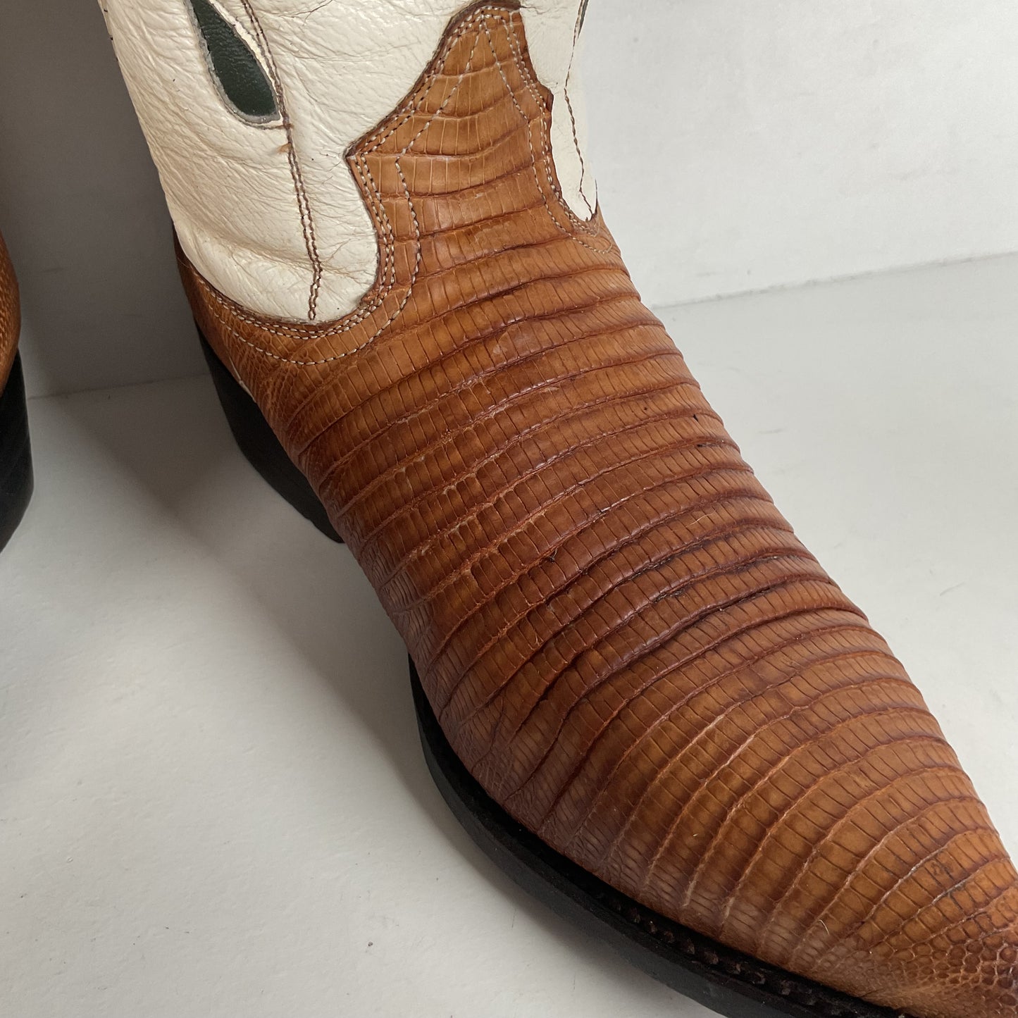 Vintage Cuadra Butterfly Cowgirl Boots | Teju Lizard | Tooled Inlays | Women’s 8