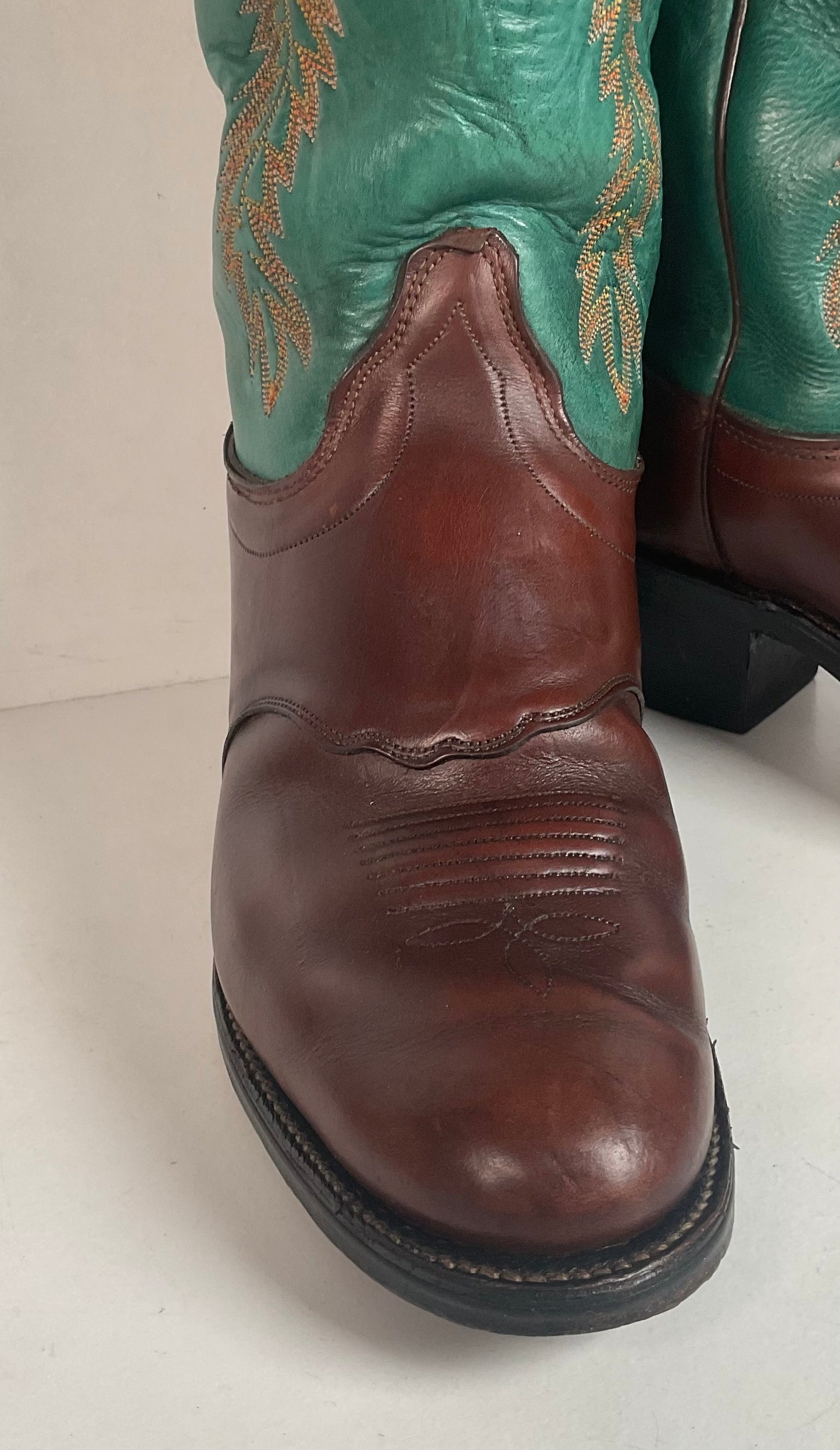 Olathe Tall Top Cowboy Boots 9.5 D USA Made Buckaroo