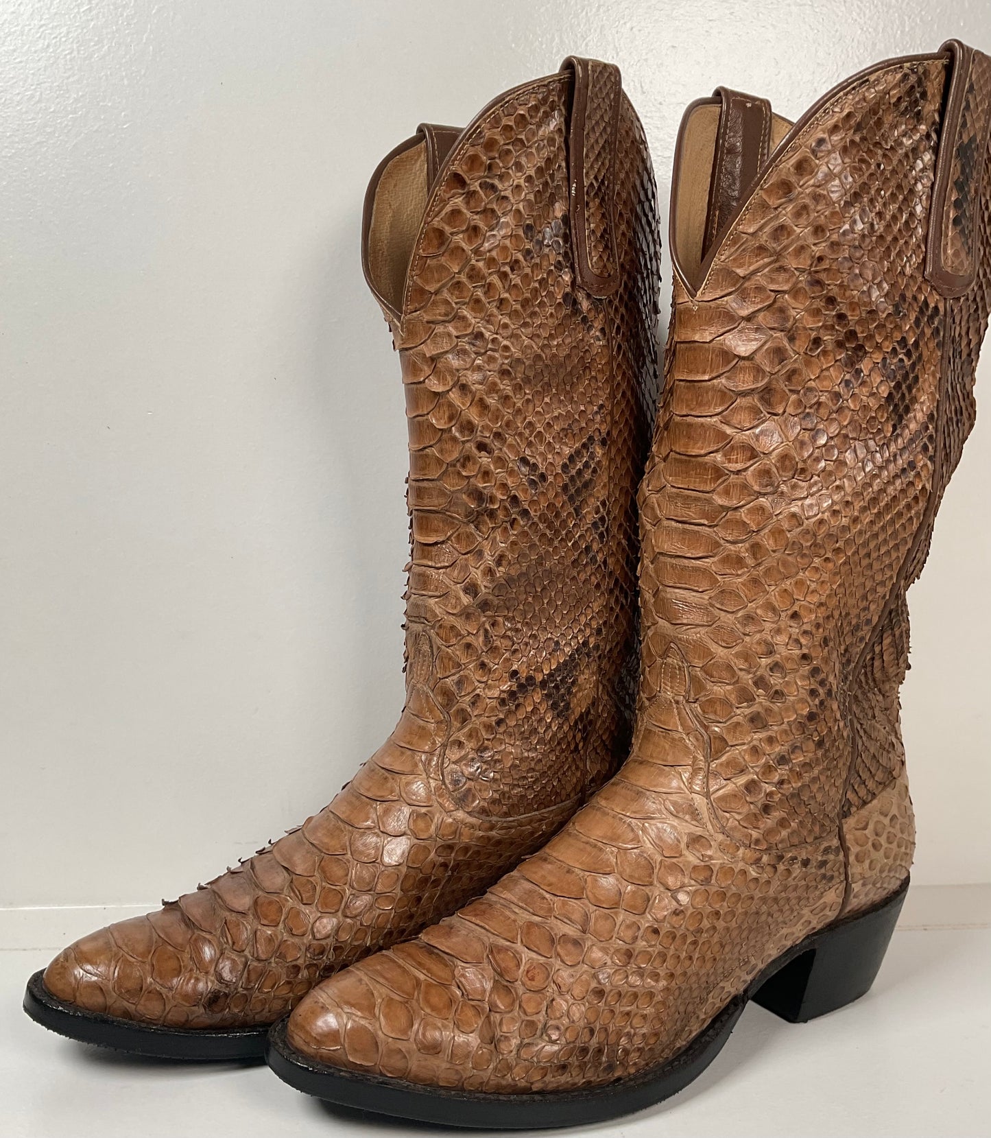 Vintage Full Python Snakeskin Cowboy Boots 8 D Back Cut Recraft