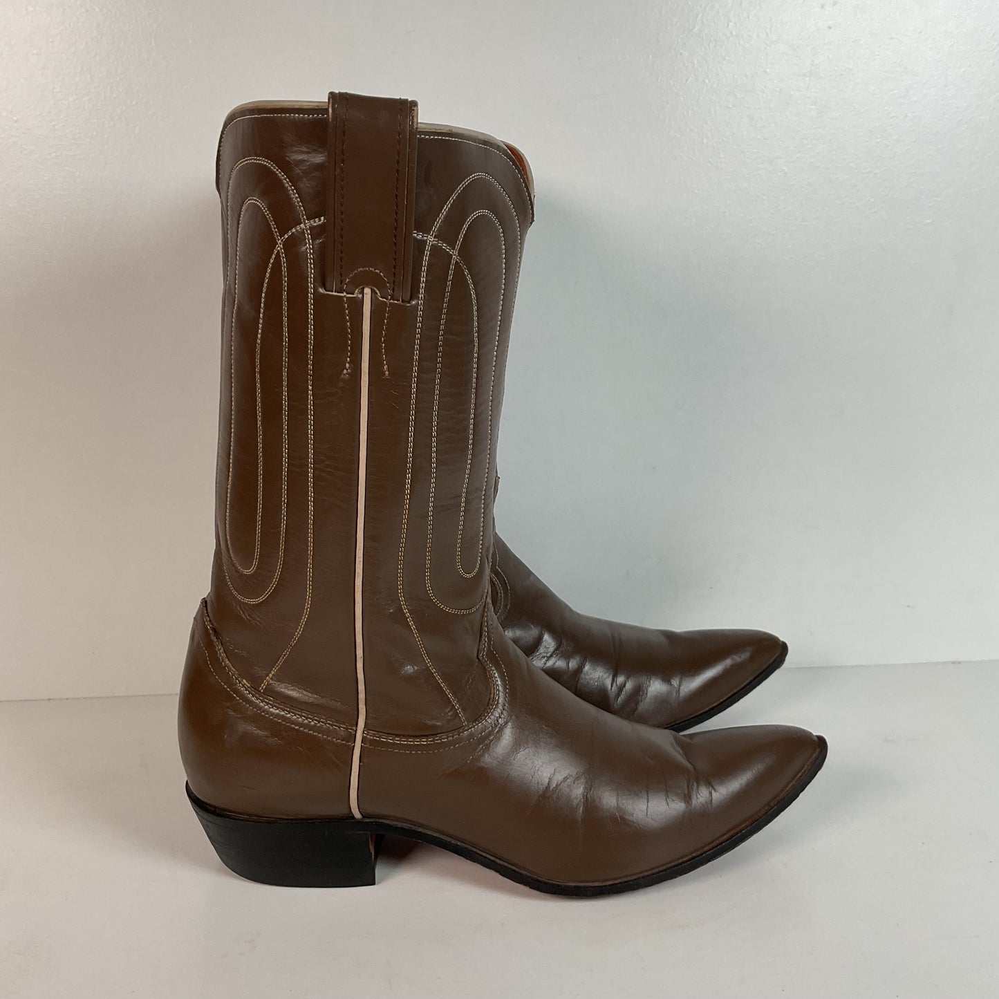 Vintage Justin Cowgirl Boots | Taupe | 1960s-1970s | USA Made | 7.5 B