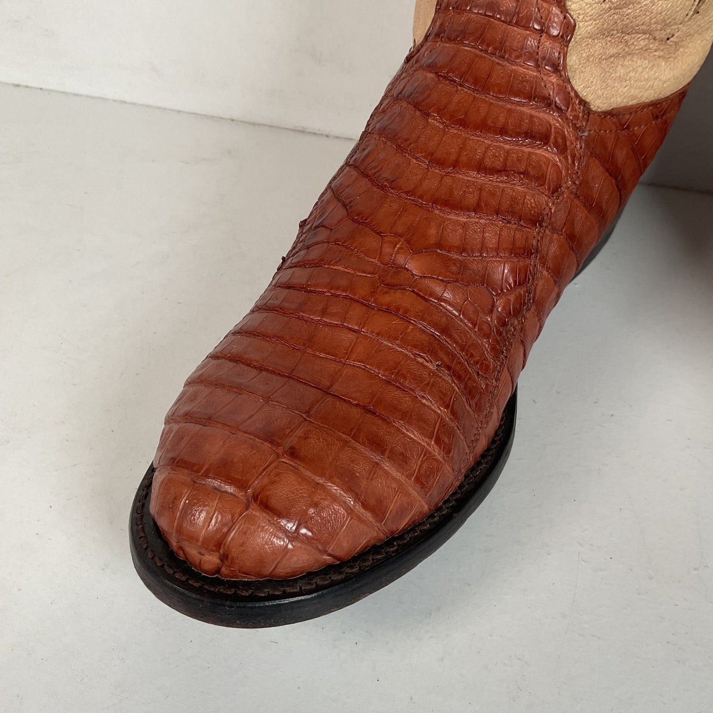 Tony Lama Royal Caiman Cowgirl Boots 7.5 M Belly Cut Tooled