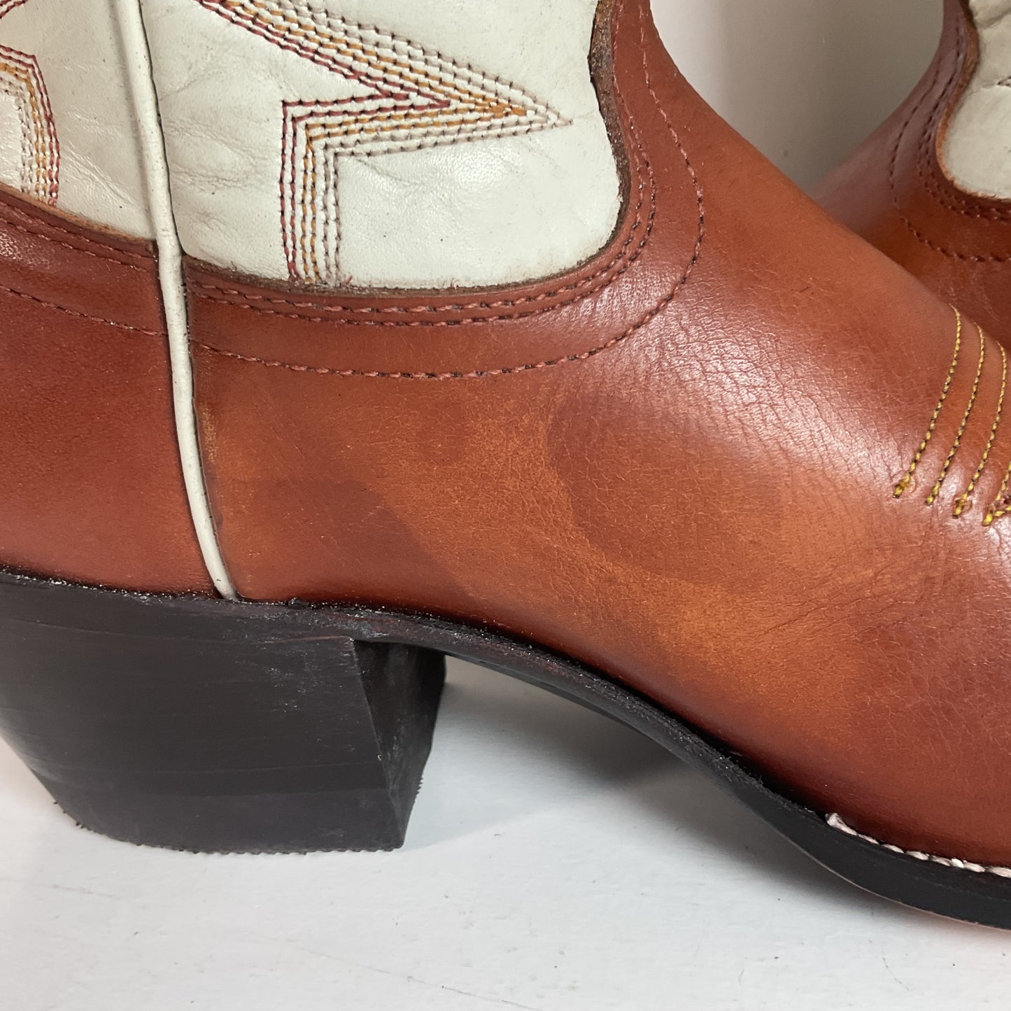 Hondo Calfskin Leather Cowgirl Boots 10 B White Upper