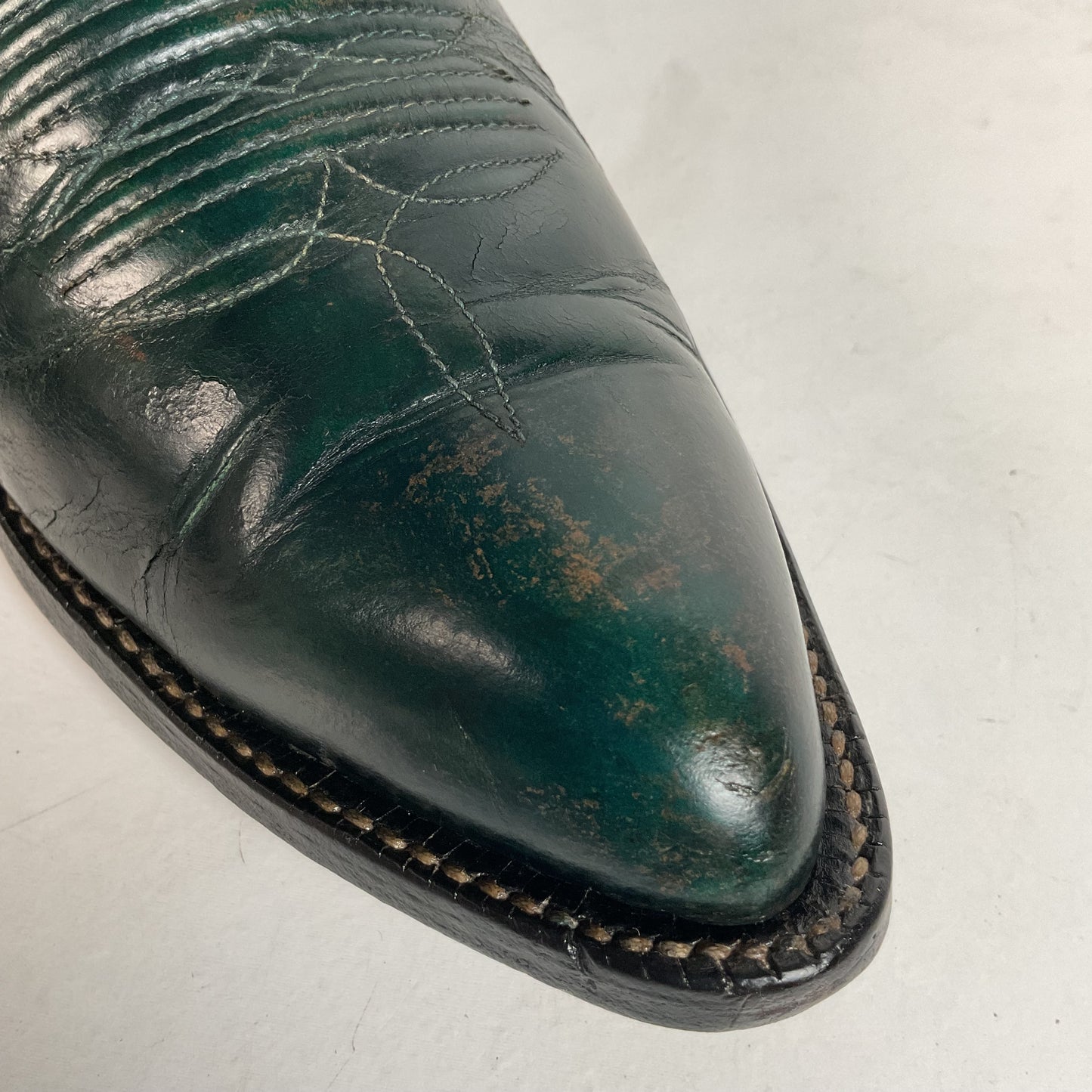 Vintage 1960s Tony Lama Emerald Green Cowboy Boots 10 E Distressed Gold Label