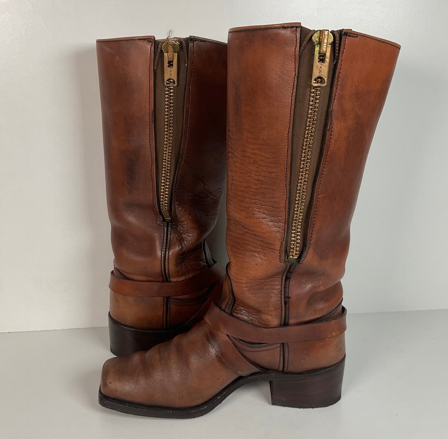 Vintage Frye Black Label | Harness Tanker Boots | Women’s 8 B