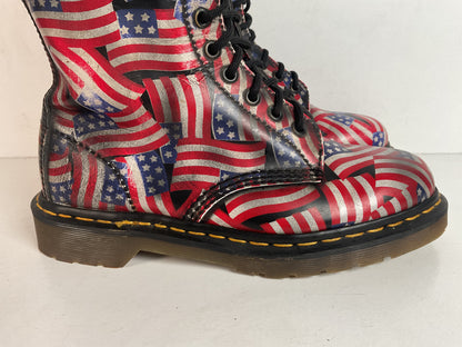 Vintage Dr. Marten 20-Eyelet American Flag Boots UK 6 | US Women’s 8