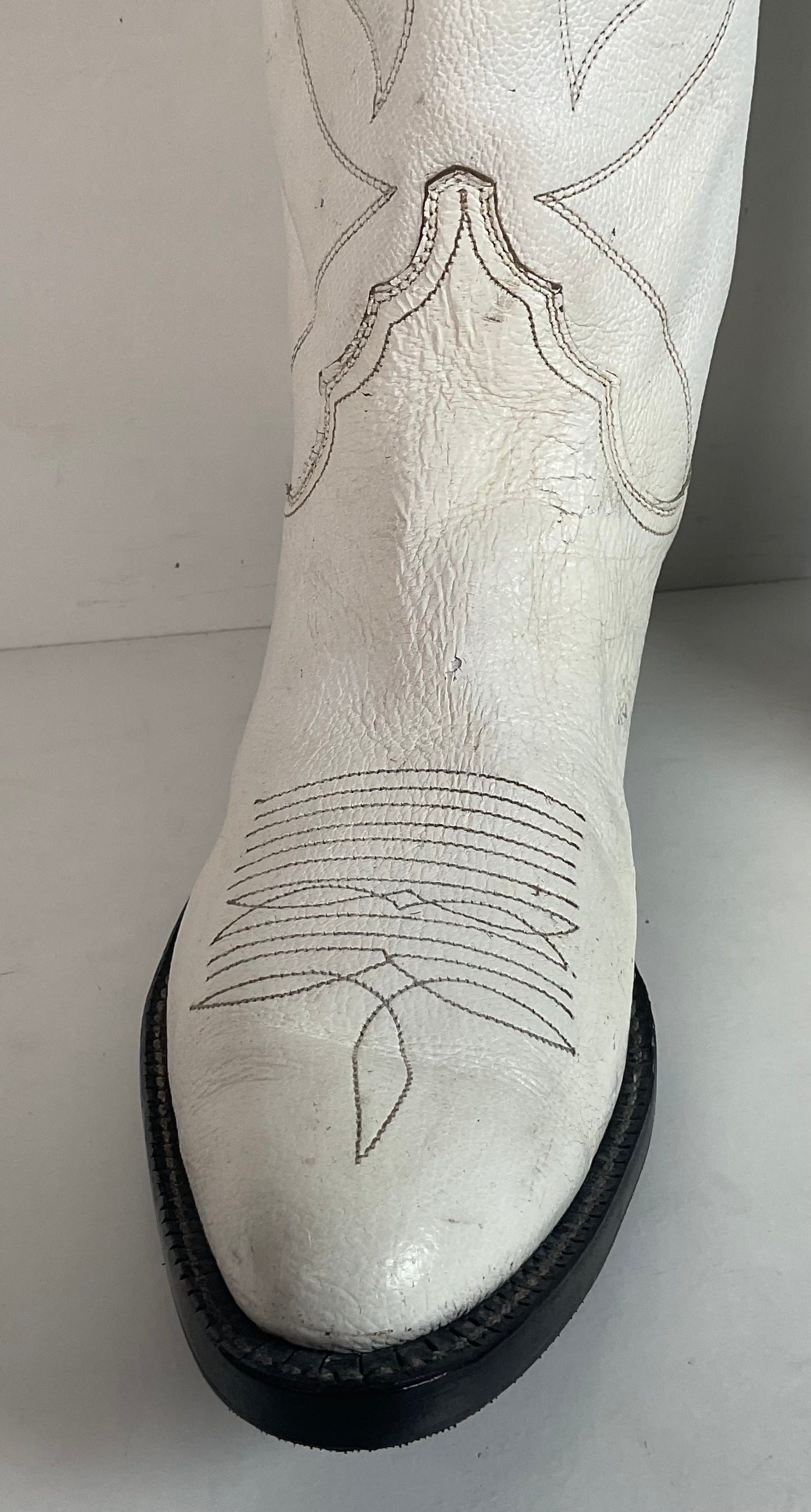 Vintage 1960s Justin White Cowboy Boots Men's 10 B | Women’s 11 Old Fort Worth Label