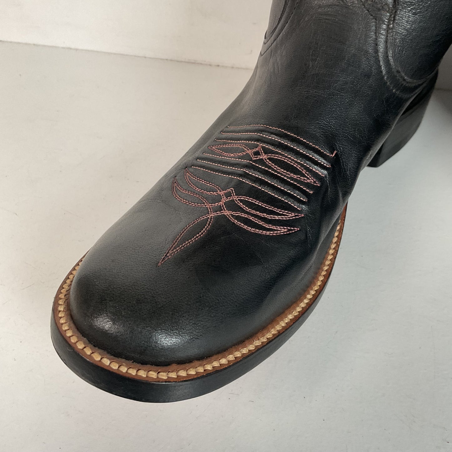 Rios of Mercedes Cowboy Boots Men’s 9.5 B (Narrow) Black Buffalo Calf