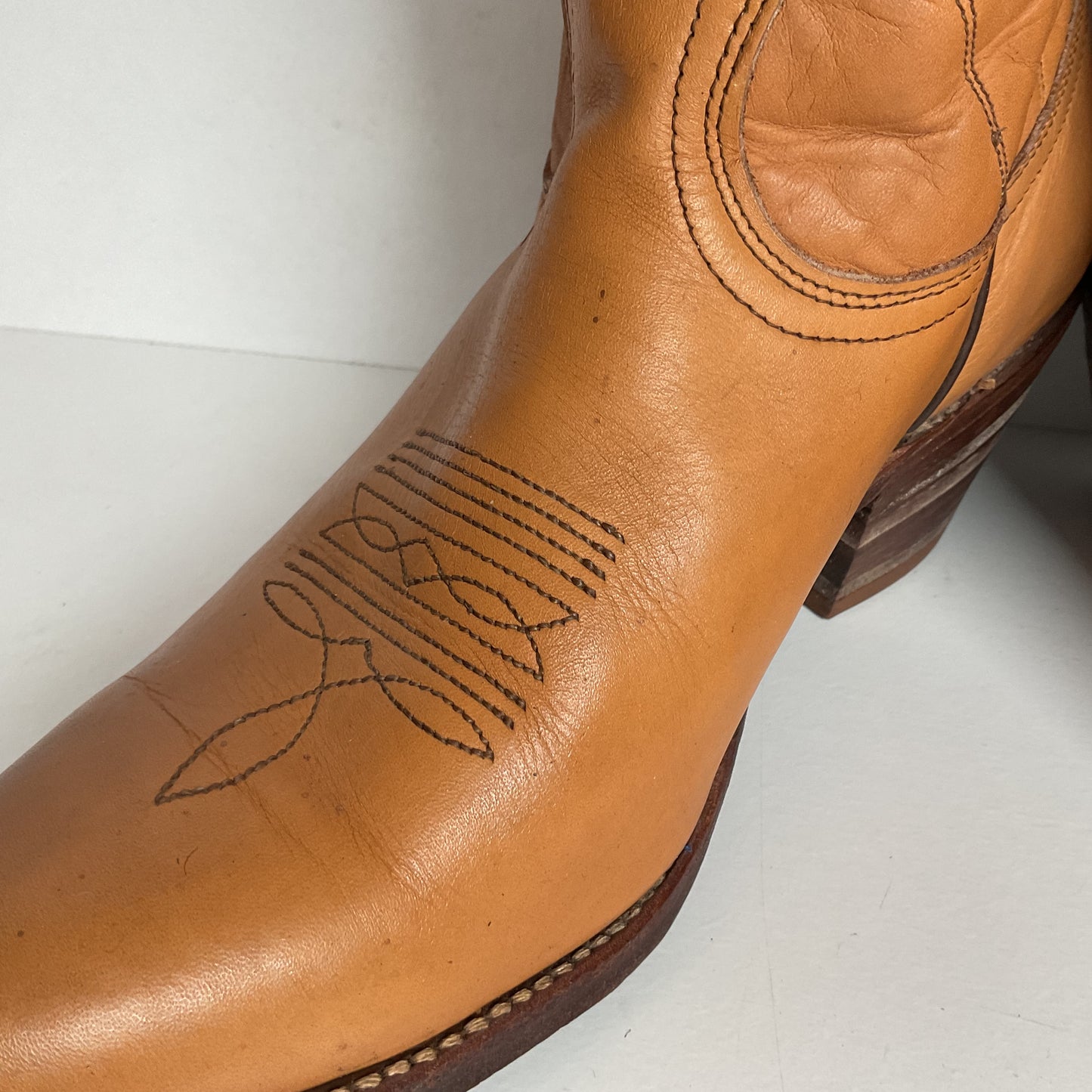 Vintage Frye Billy Cowboy Boots | USA Made | Butterscotch | Men’s 9.5 D
