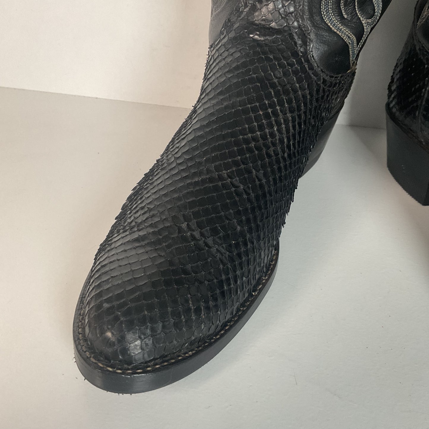 Vintage Tony Lama Anaconda Cowboy Boots | Snakeskin | Gold Label | Exotic | 9 D