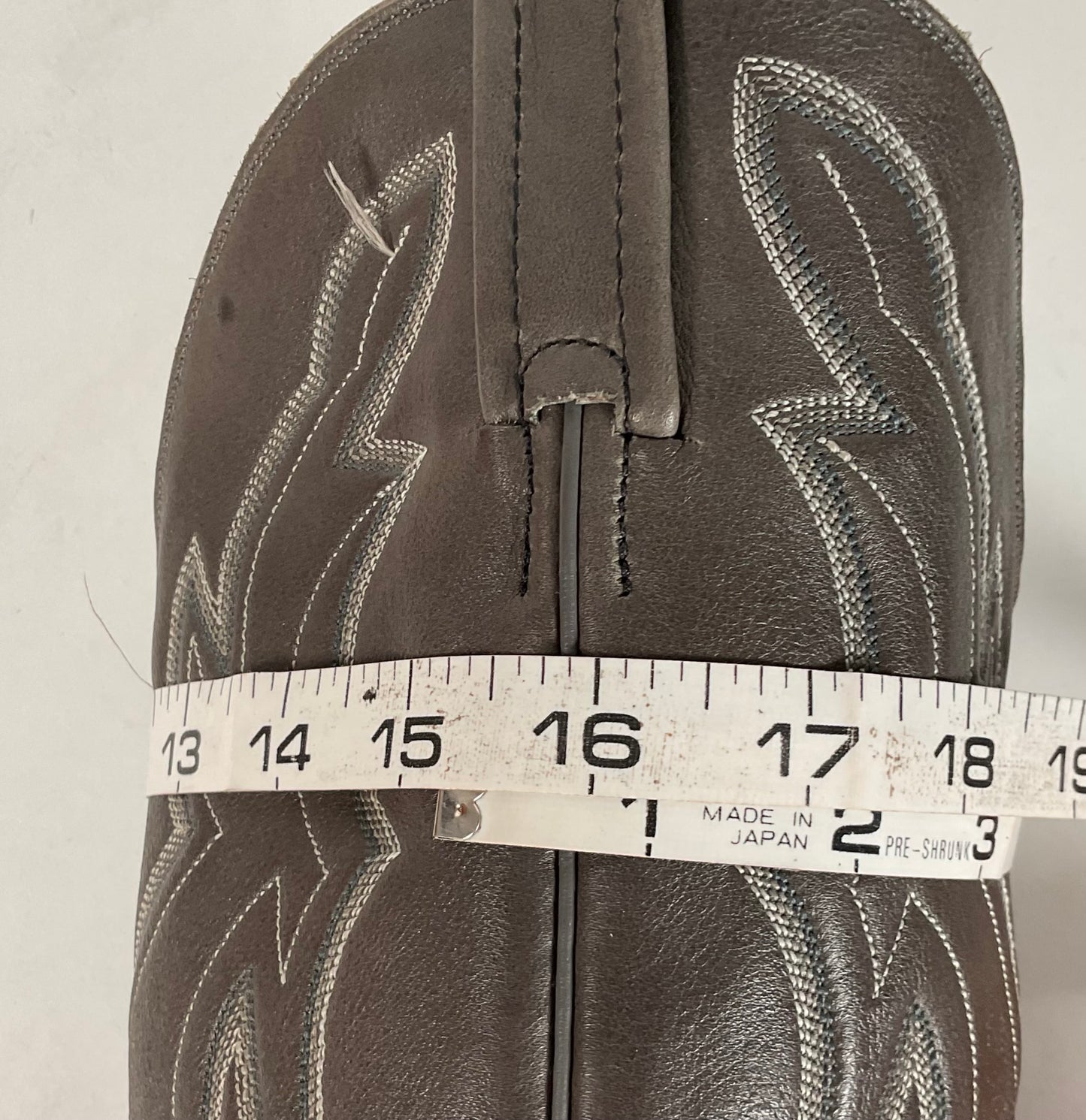 Vintage Nocona Bull Shoulder Cowboy Boots | USA Made | Grey | Men’s 12 D