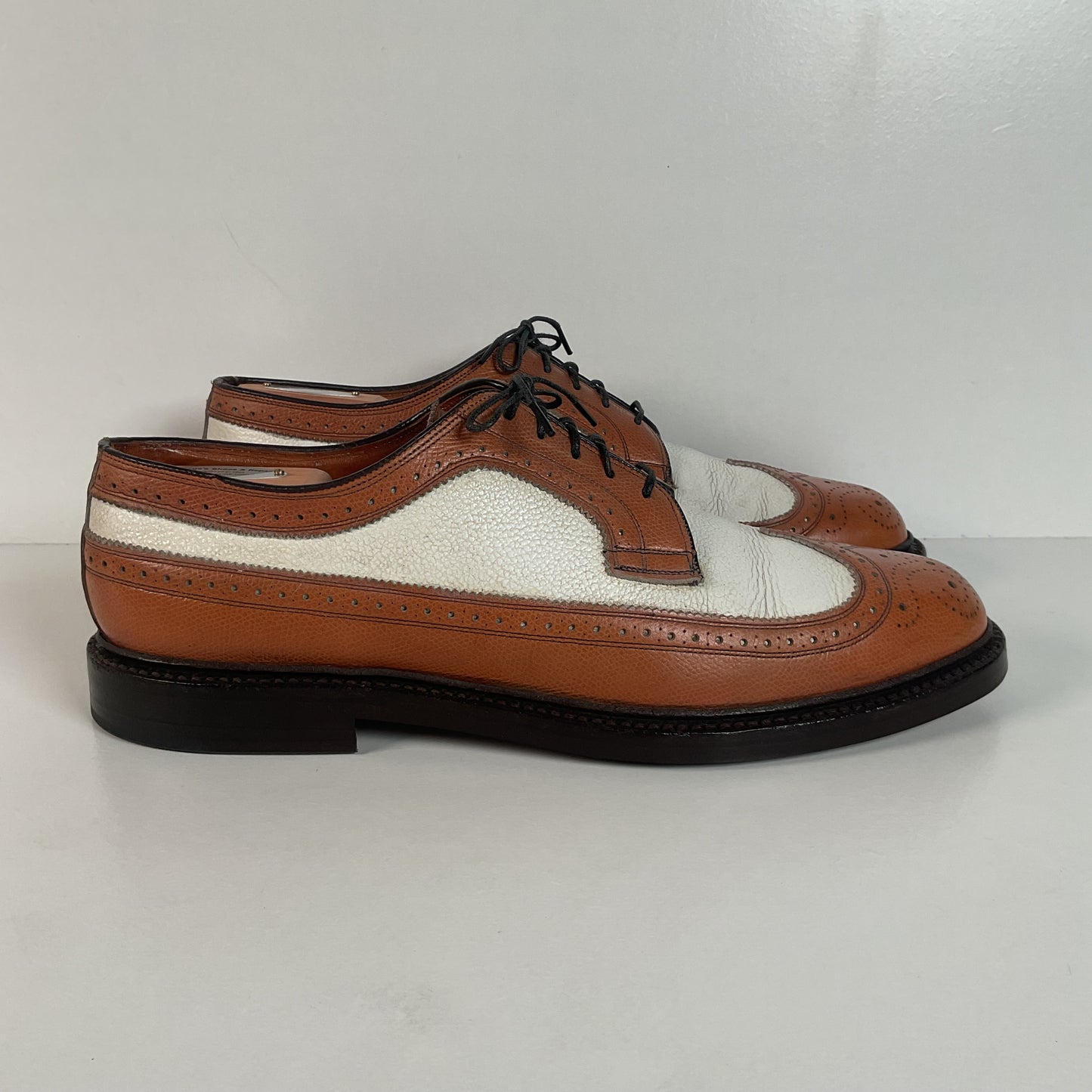 Vintage Johnston Murphy Spectator Shoes | Aristocraft | 1950s-1960s | 10 C