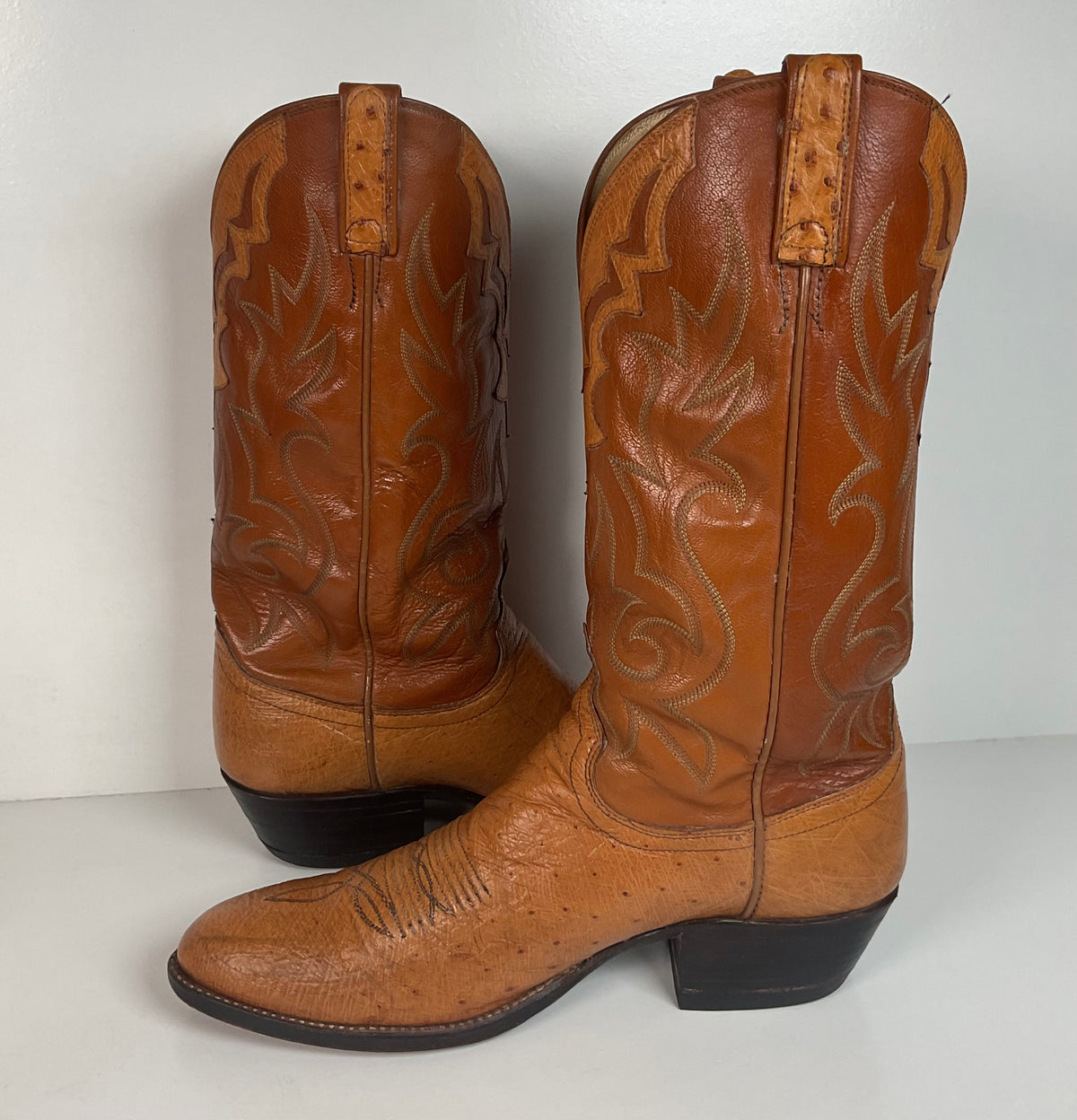 Vintage Dan Post Smooth Ostrich Cowboy Boots | Exotic | Tooled Overlay | 10.5 D