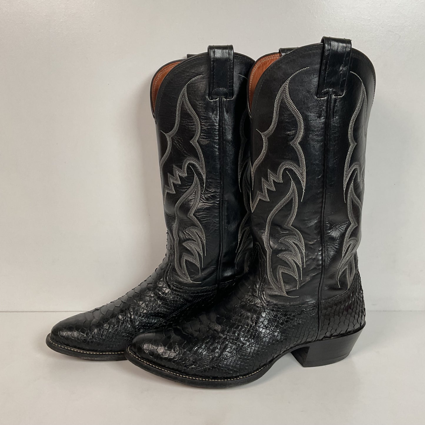 Vintage Nocona Black Boa Snakeskin Cowboy Boots 9 D Old Black Label Back Cut