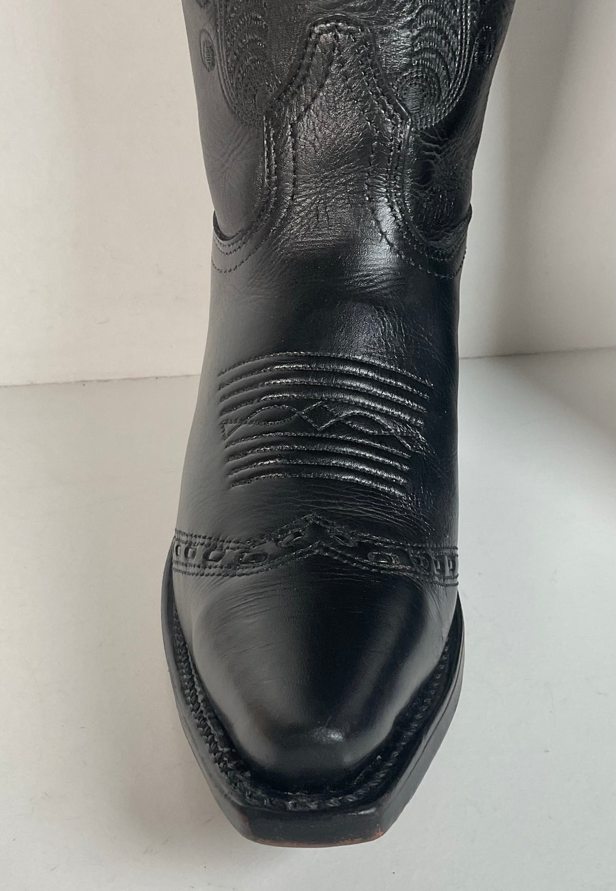 Boulet Cowgirl Boots | Black Torino Calf | Wingtip Triad | Women’s 6 C